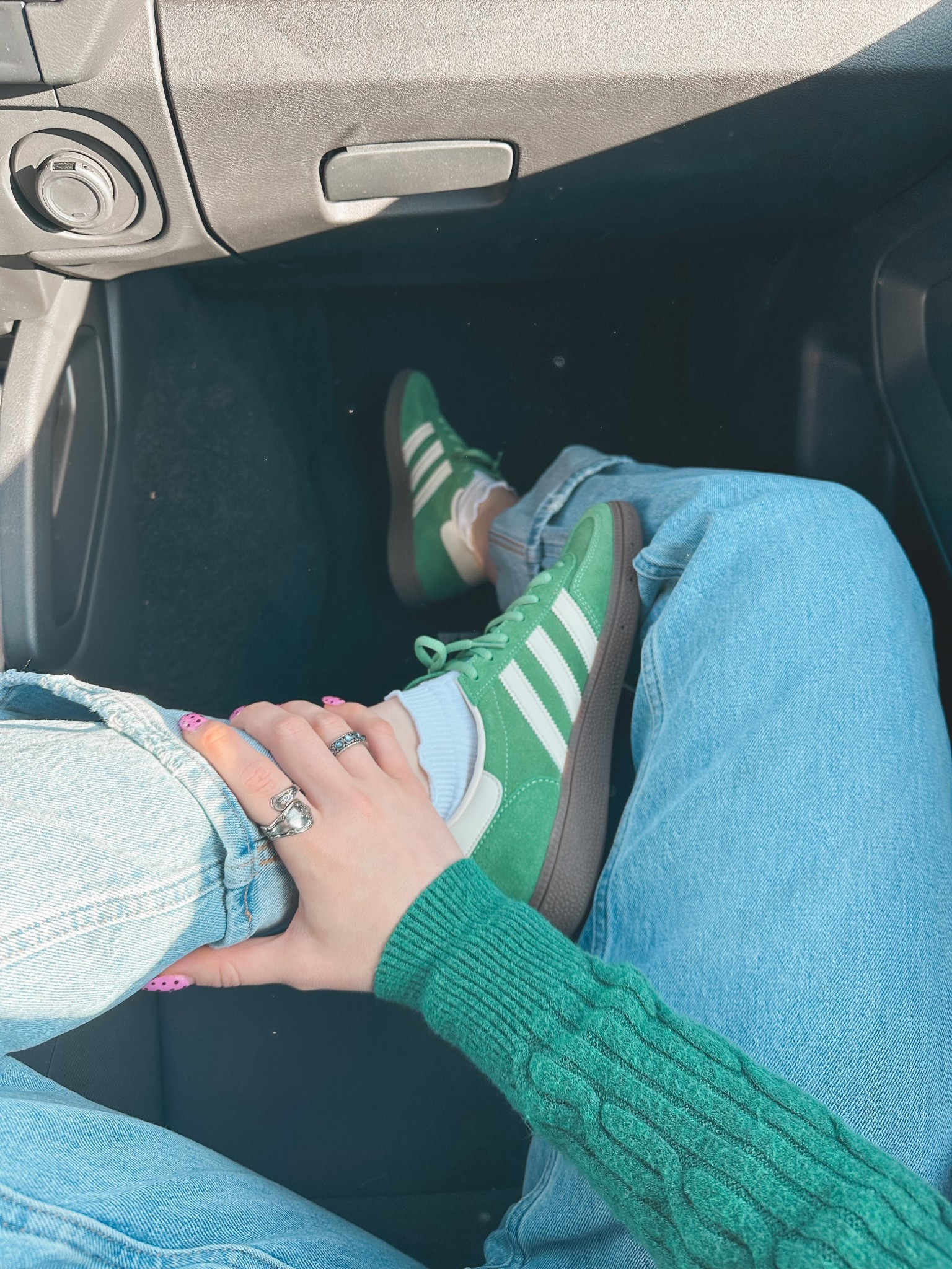 my fav shoes atm!

forest green adidas’s handball spezial sneaker