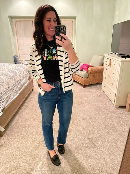 Casual work outfit for super hero day!

Top: tts small
Pants: tts 6
Sweater: tts medium
Shoes: tts 



#LTKstyletip #LTKover40 #LTKworkwear