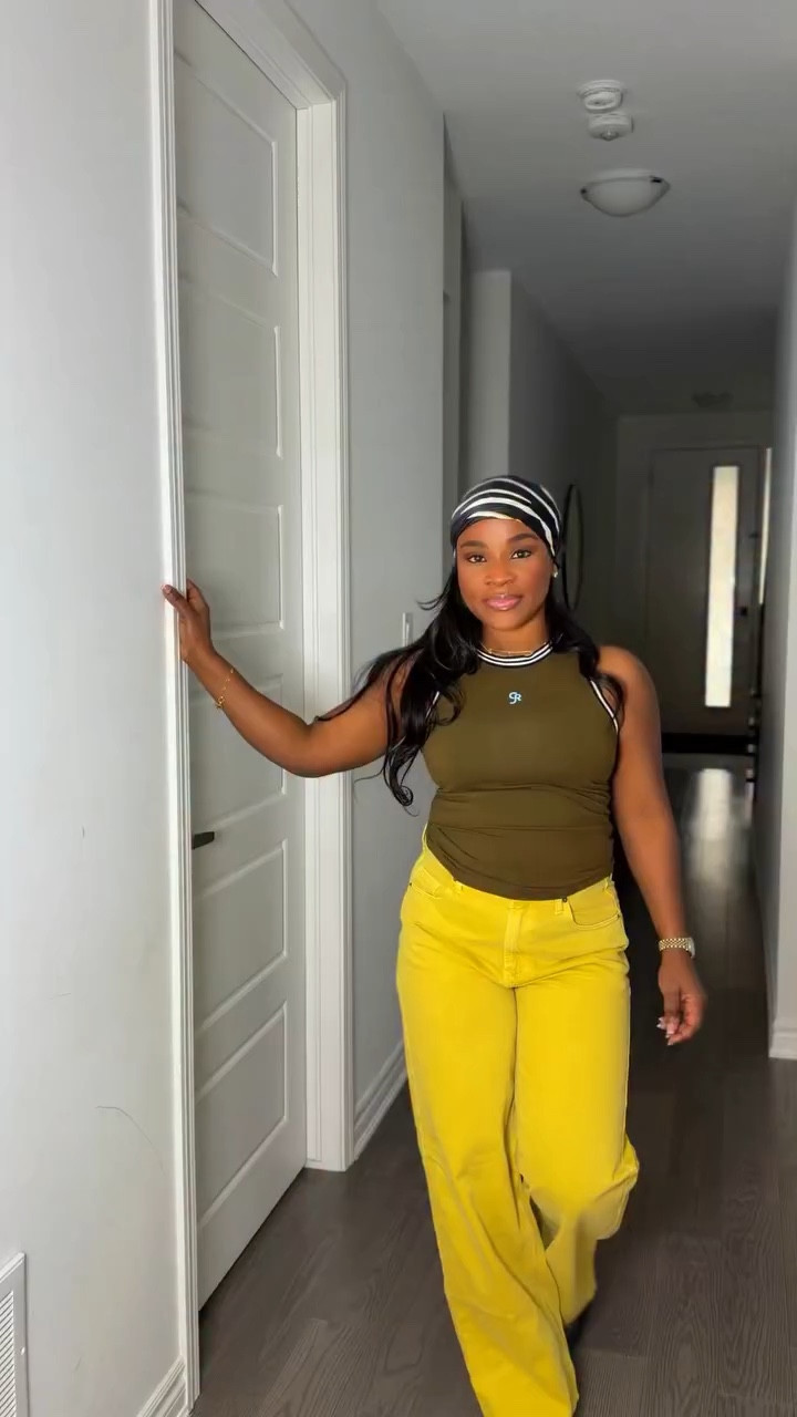 Got some basics and jeans from Old Navy; mainly from the CJR and Devil Wears Prada collab. Which is your favorite?🫶🏽


#LTKsummer #LTKjeans #LTKcanada
