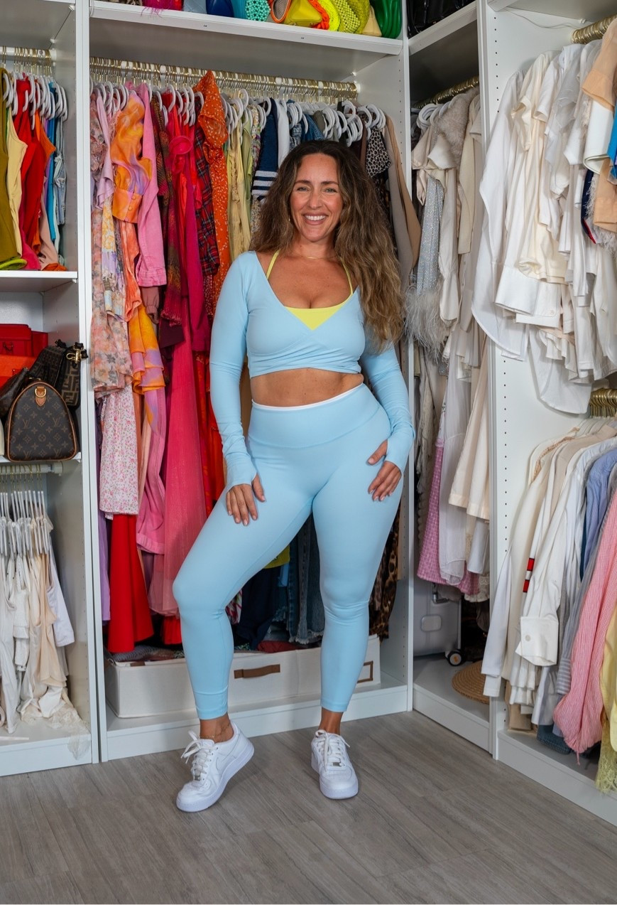 wearing size M in everything ! 🩵

#LTKootd #LTKActive #LTKMidsize
