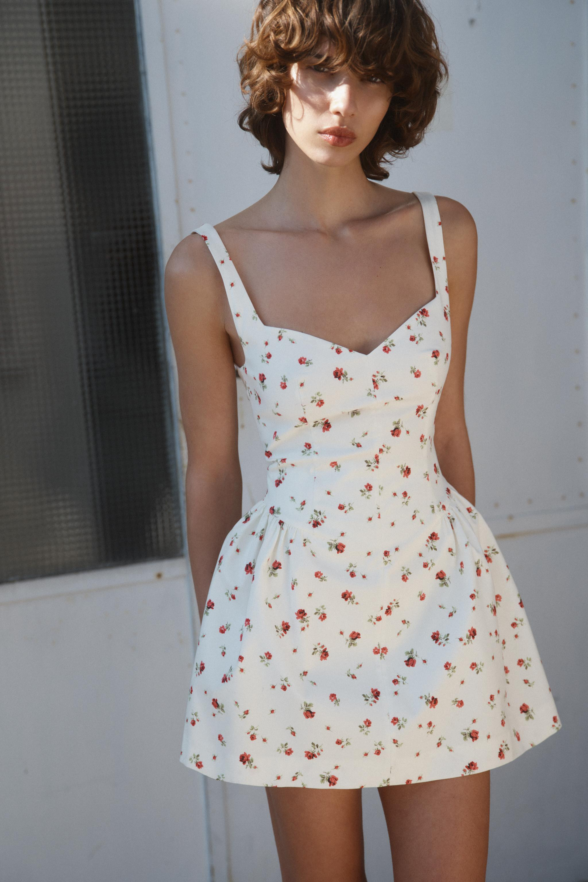 FLORAL PRINT VOLUME DRESS | Zara US