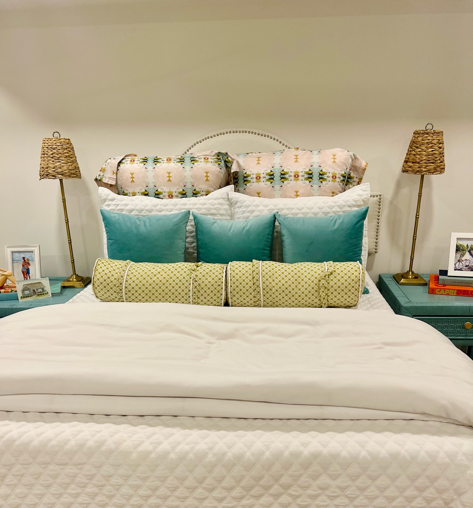 Bedroom pillows!!! 👏🎀

#LTKstyletip #LTKunder100 #LTKhome