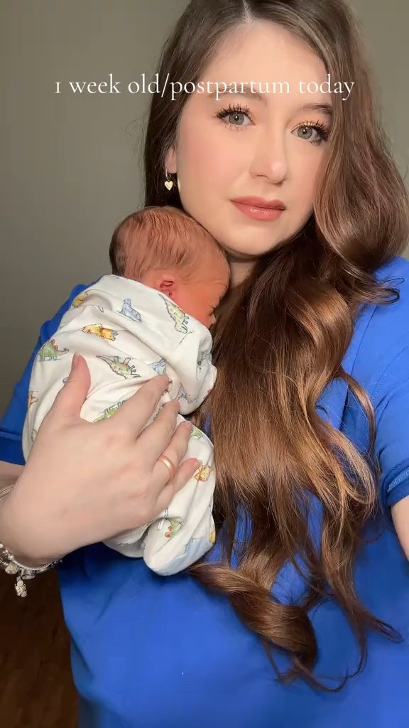 1 week postpartum/newborn
Things are well
I have my Frida baby waist trainer 
Amazon romper: size large
Did my hair and makeup 

#LTKStyleTip #LTKBaby #LTKFindsUnder50