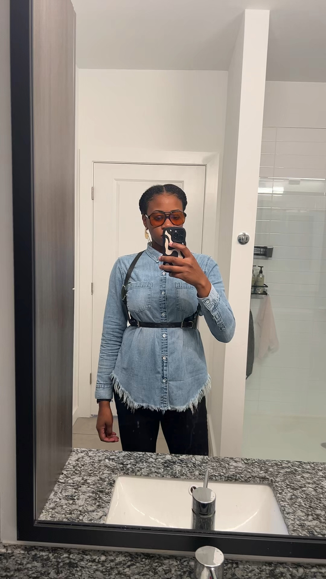 Casual fall work outfit
Denim button down shirt
Leather harness

#LTKSeasonal #LTKstyletip #LTKworkwear