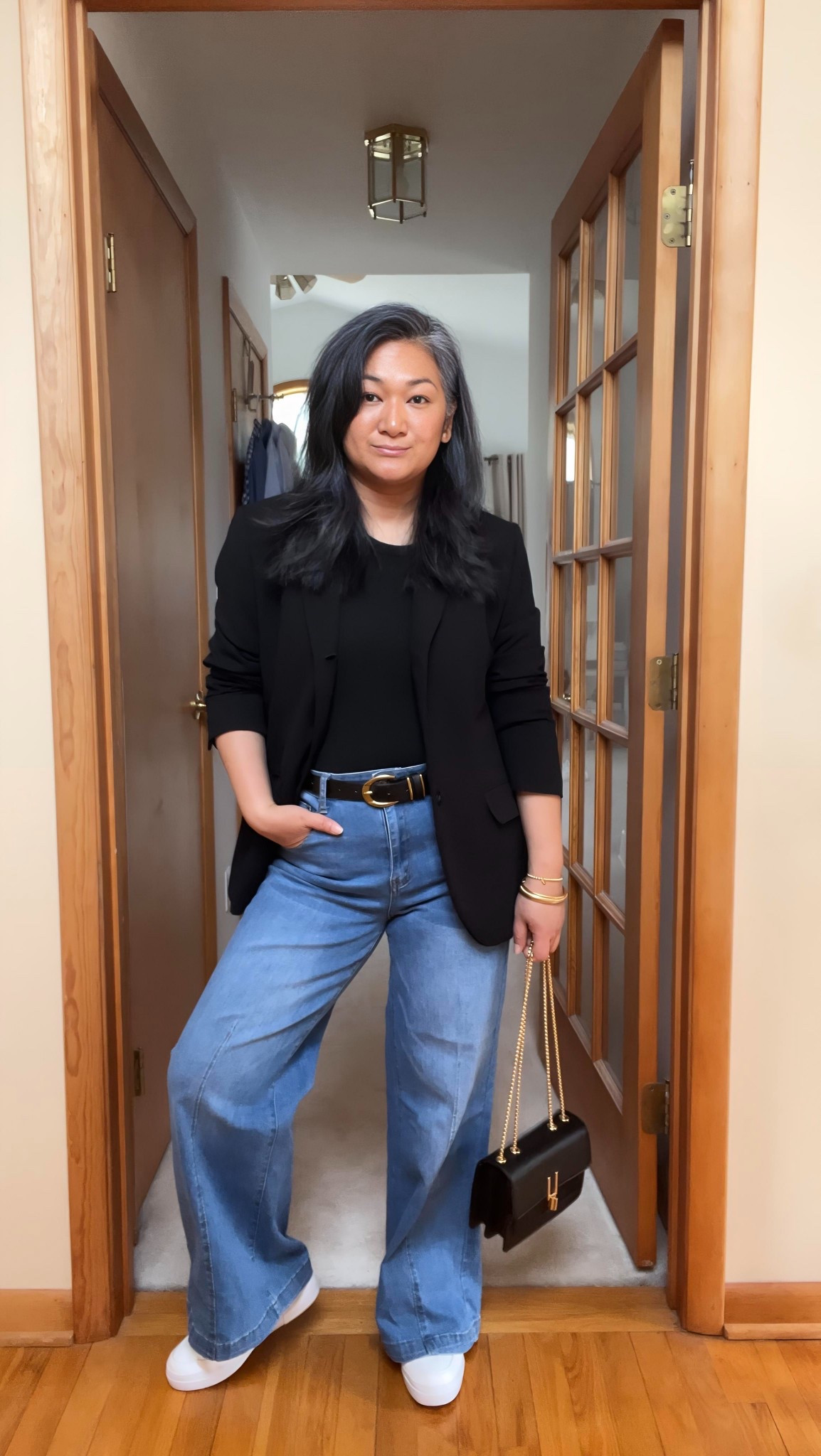 Prepping for a day out with these comfy jeans and a chic crossbody bag. Perfect for work or casual outings!

#LTKMidsize #LTKootd #LTKSaleAlert