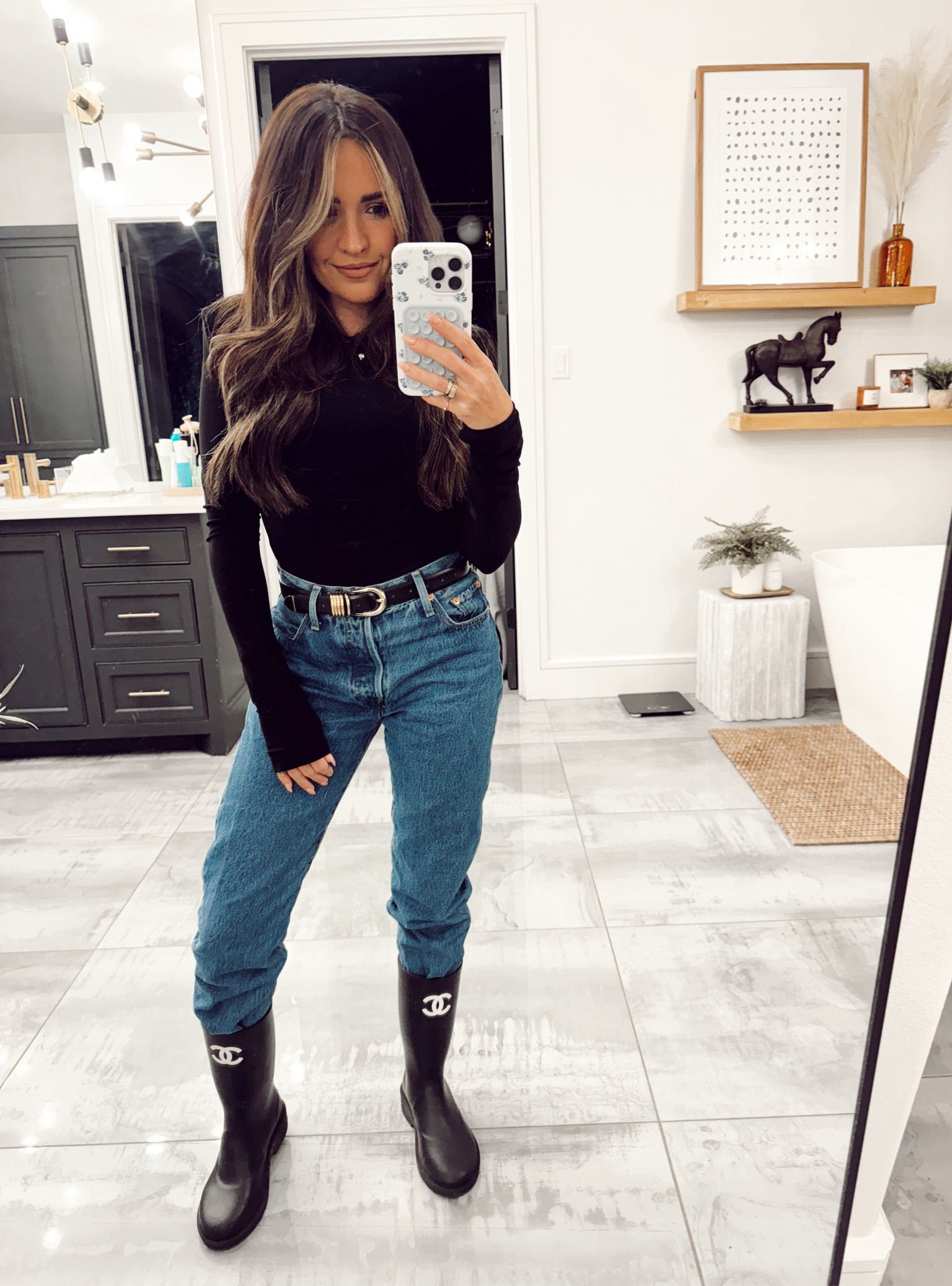 Yesterdays hair apt outfit 

#LTKstyletip