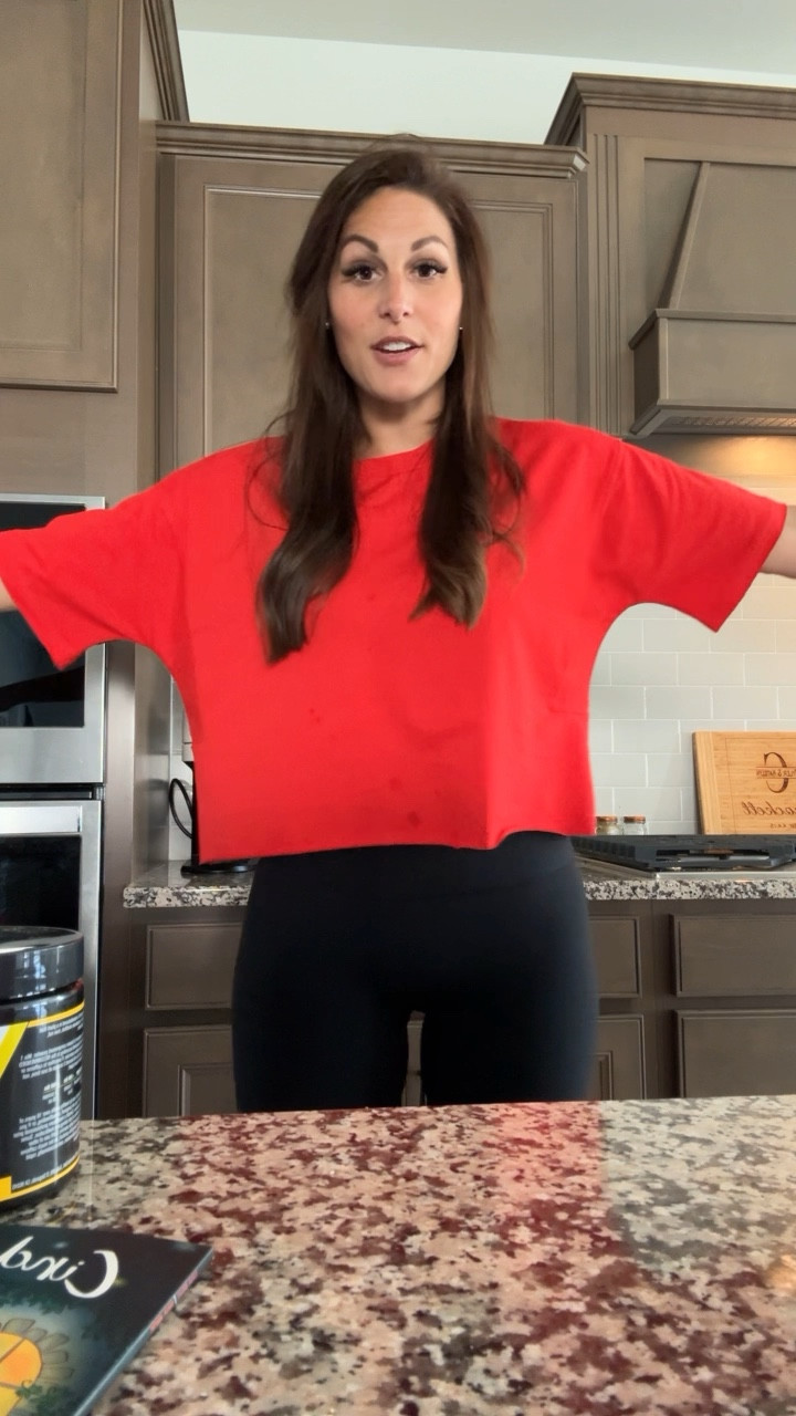 Best crop top!

150#, 5’5”, 36c for reference! 

#LTKSeasonal #LTKMidsize #LTKFitness