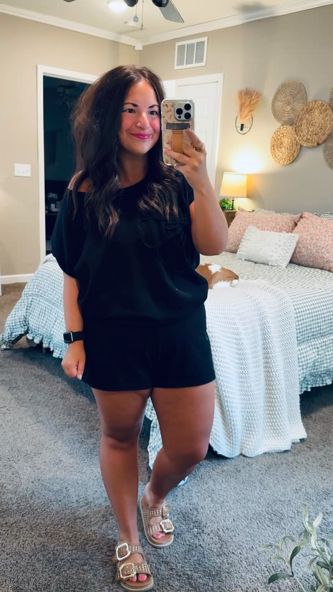 Effortless but make it elevated 🖤 This black 2-piece shorts set from Amazon is the perfect mix of chic, comfy, and put-together. An easy outfit you can dress up or down all season long!


sandals: fit true to size // wearing a 5
set: fits small // wearing an XL 

 #LTKootd #LTKMidsize