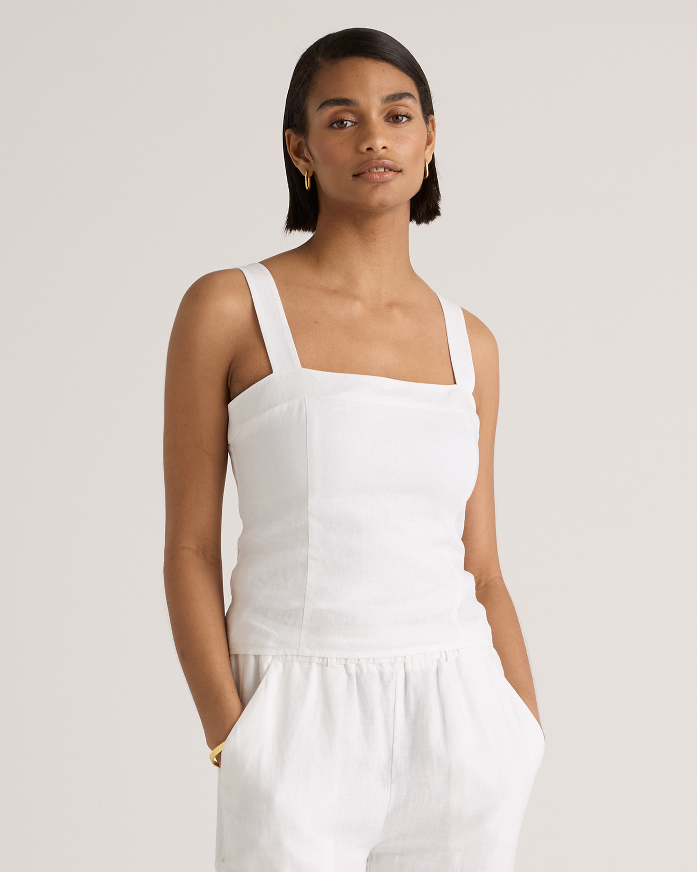 Quince | Women's 100% European Linen Fitted Tank Top in White, Size XL | Quince