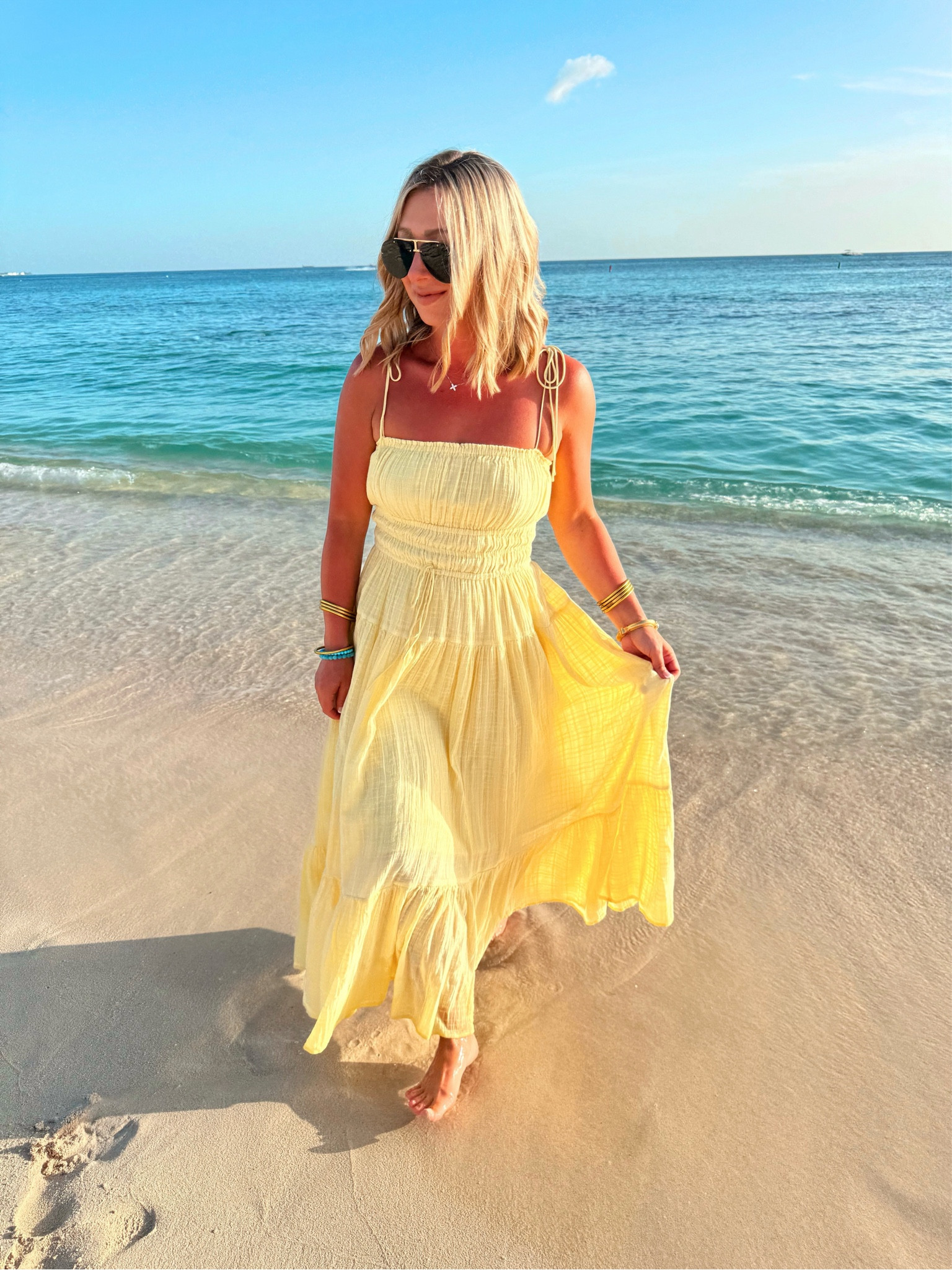 It’s going to be hard to top this birthday 🥳🩵🌊🎂🌴 I have sooo many outfits to share so stay tuned for a lot more Summer Vacation outfits! 💛 I have this dress in black as well but it also comes in white! 🙌🏻 You can shop it via the 🔗 in my bio > Shop IG Posts/Reels or comment ‘SHOP’ below 🛍️⬇️ 

Dress runs big—wearing an XS!

J.Crew, Maxi Dresses, vacation outfits 


#LTKTravel #LTKSaleAlert #LTKStyleTip
