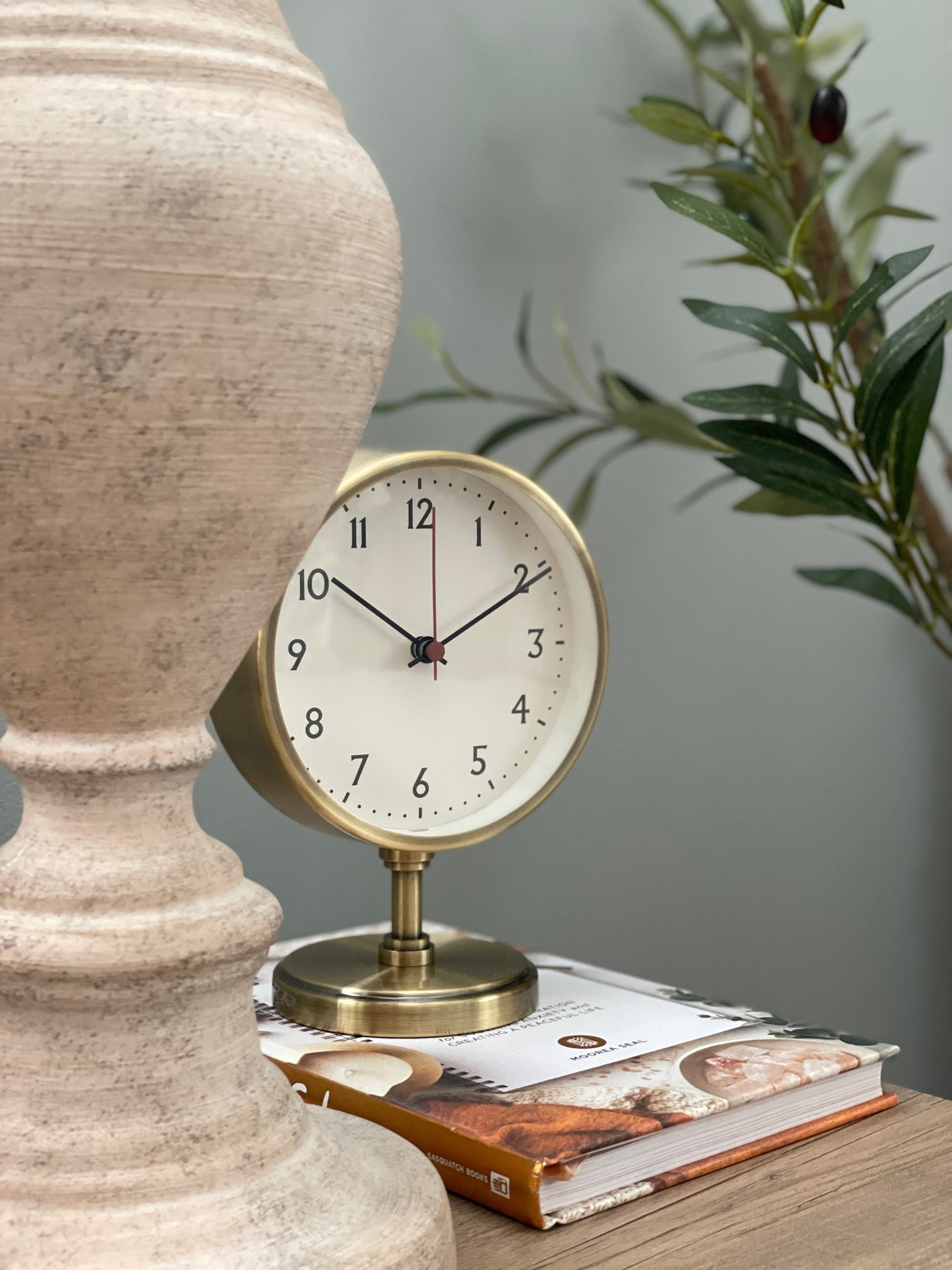 Brass clock from Target 

#LTKHome