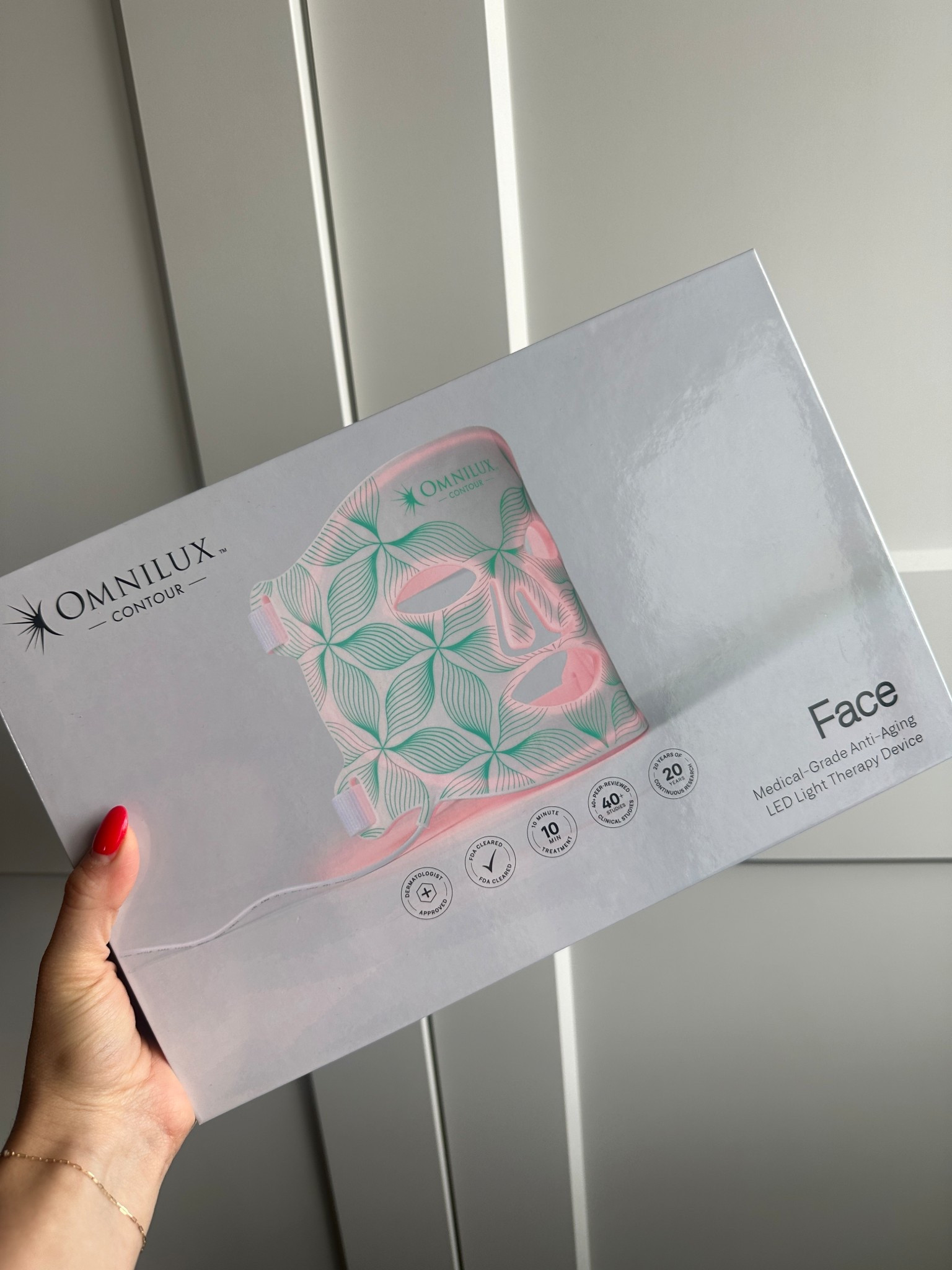 I have officially joined the Omnilux Club! 🥰🥰🤌🏻🙌🏼