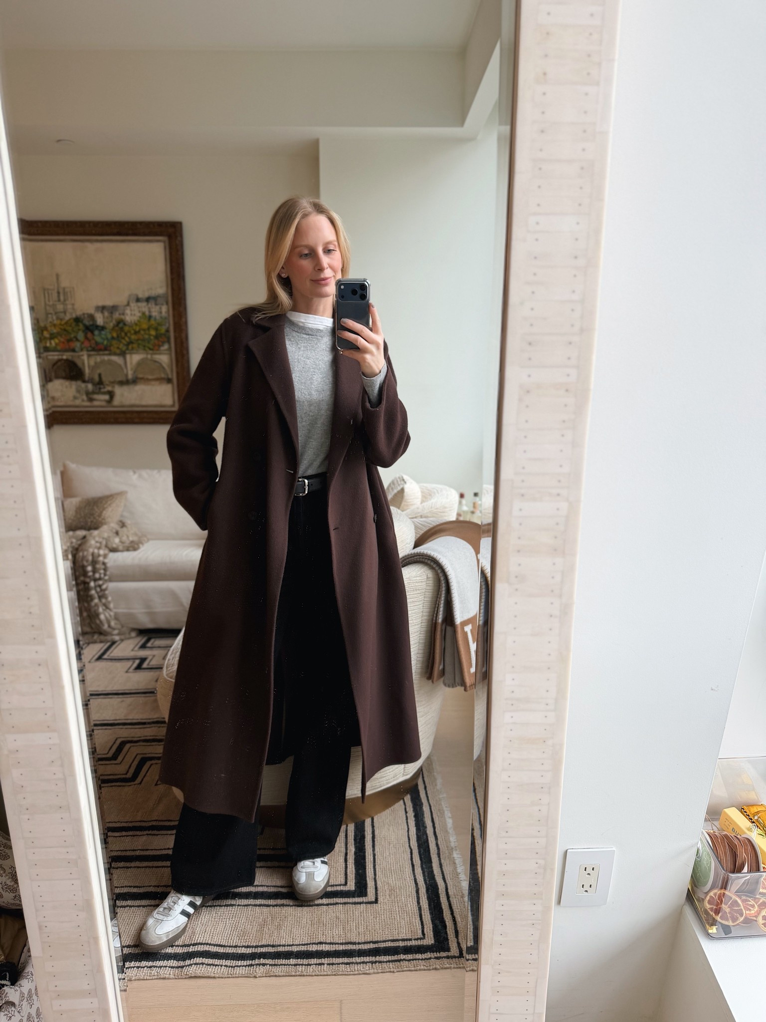 Continuing on from yesterday’s color scheme! #casualfriday #ootd #sneakerstyle