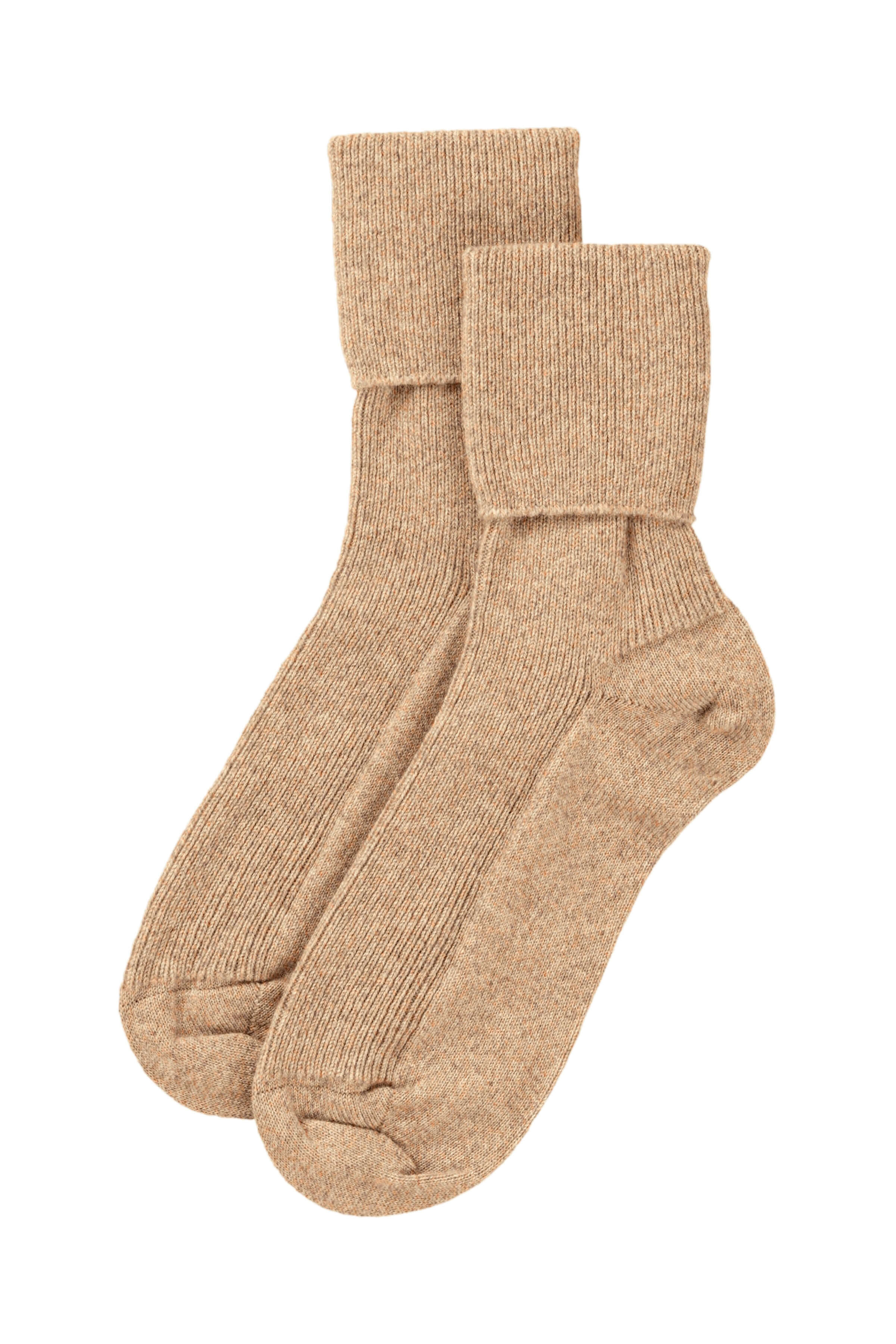 Women's Oatmeal Cashmere Socks | Johnstons of Elgin