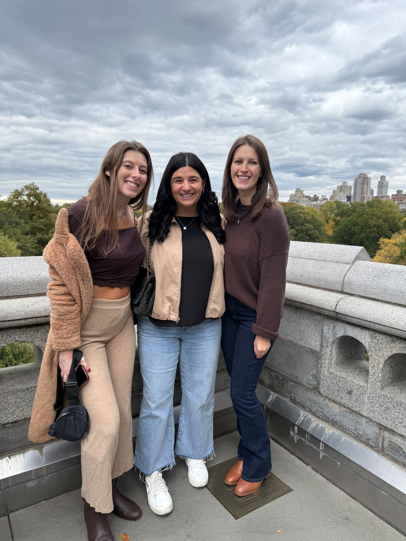 MY #OOTD (I’m on the right 😅)  + Abercrombie sale happening right now online!

Fall Outfits | Style Over 30 | NYC Outfit | Fall Sweaters | Curve Love Jeans | Bootcut Jeans | Dark Wash 

#LTKSaleAlert #LTKSeasonal #LTKStyleTip