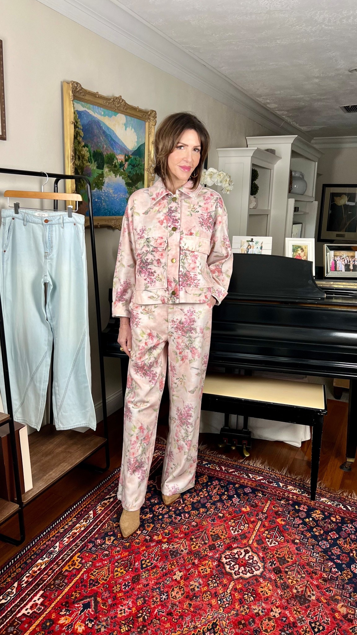Sharing this fabulous set from @VICI and their Weatern Influence collection. 

Use my code KELLEY35 for 35% off. 

Vici new arrivals, Vici floral set, matching pants set, tan cowboy boots 

#LTKootd #LTKOver40
