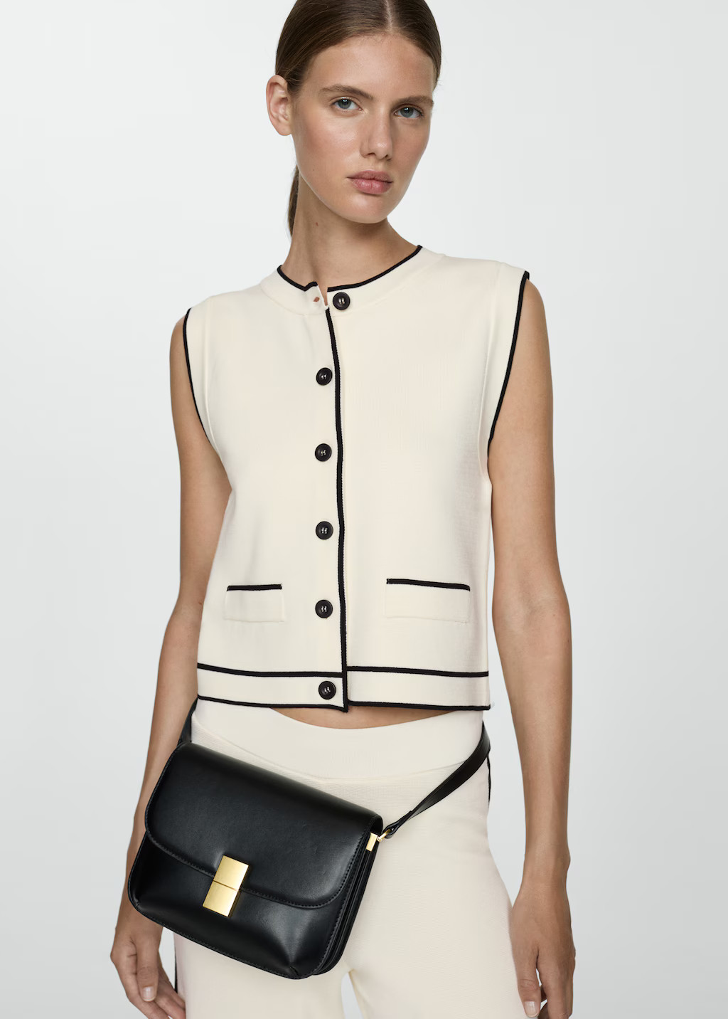 Knitted vest with contrast piping - Woman | MANGO USA | MANGO (US)