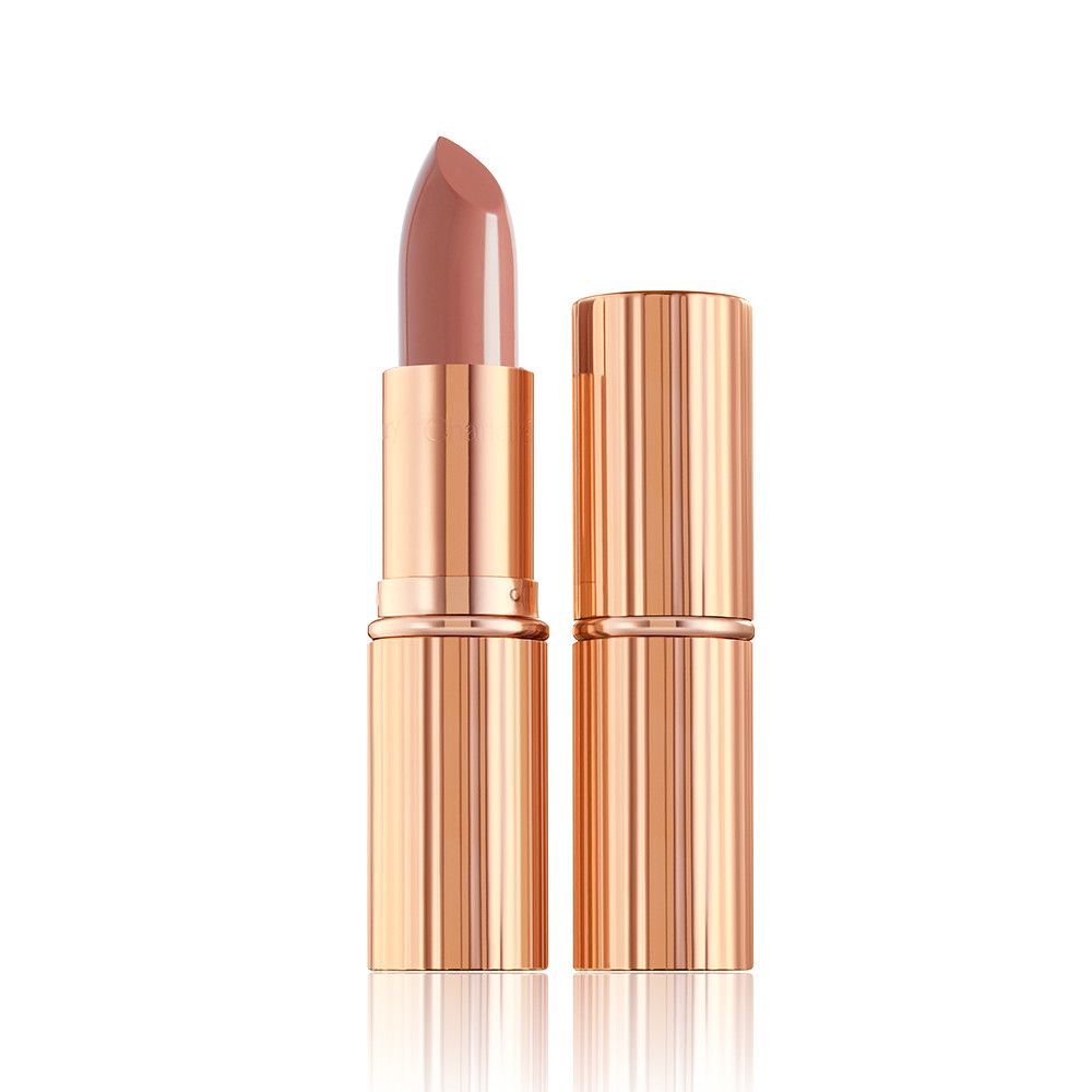 THE SUPER NUDESK.I.S.S.I.N.G - RUNWAY ROYALTY | Charlotte Tilbury (US)