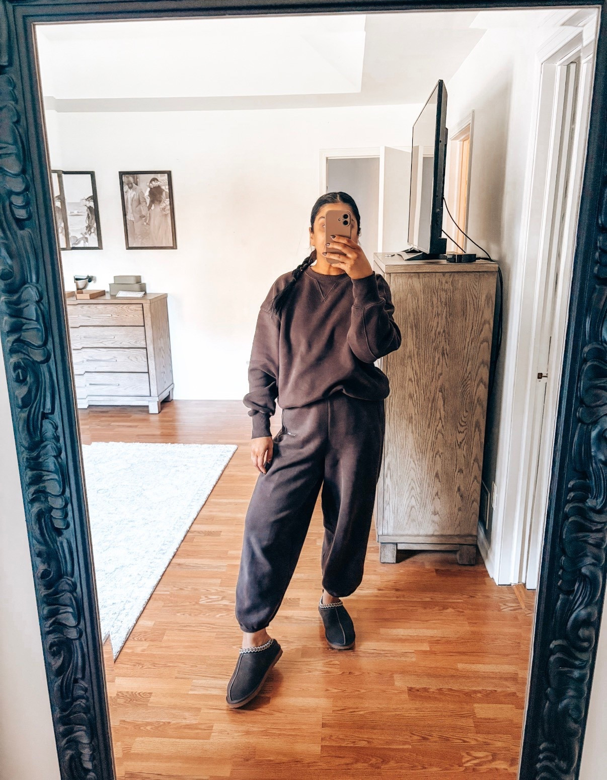 Are we monochromatic or like a POP?

I’m a medium in both of the cloud fleece items. I did deep earth in both items. I tagged more similiar sweats (cheaper) and I plan to get the purple too! 

I could have probably done SM in pants. 

Chocolate shoe size 9 project cloud. 

 #aerie #offline #stone #barrel #barrelpants #platform #casual #cozy #comfy #schooldropoff #outfit #fall #mom

cozy fall outfit
neutral loungewear set
casual fall outfit ideas
comfy fall style
everyday fall outfit
fall athleisure
matching sweat set
fall wardrobe essentials
minimalist fall outfit
cozy neutral outfit
fall errands outfit
comfy travel outfit
fall capsule wardrobe
fall finds 
affordable fall fashion

#LTKStyleTip #LTKSaleAlert #LTKSeasonal