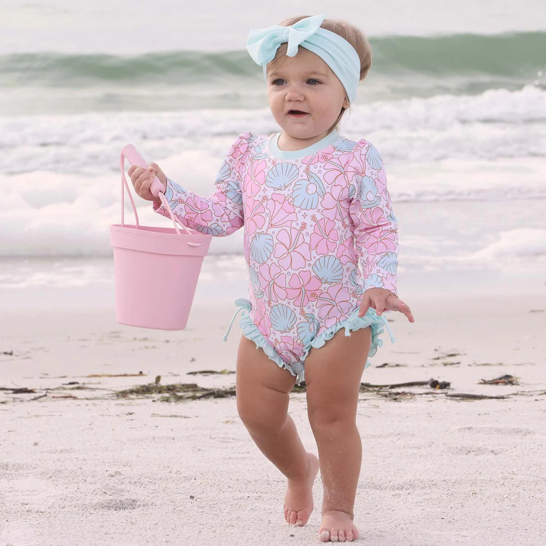 Beach Bucket | Flamingo Pink | Caden Lane