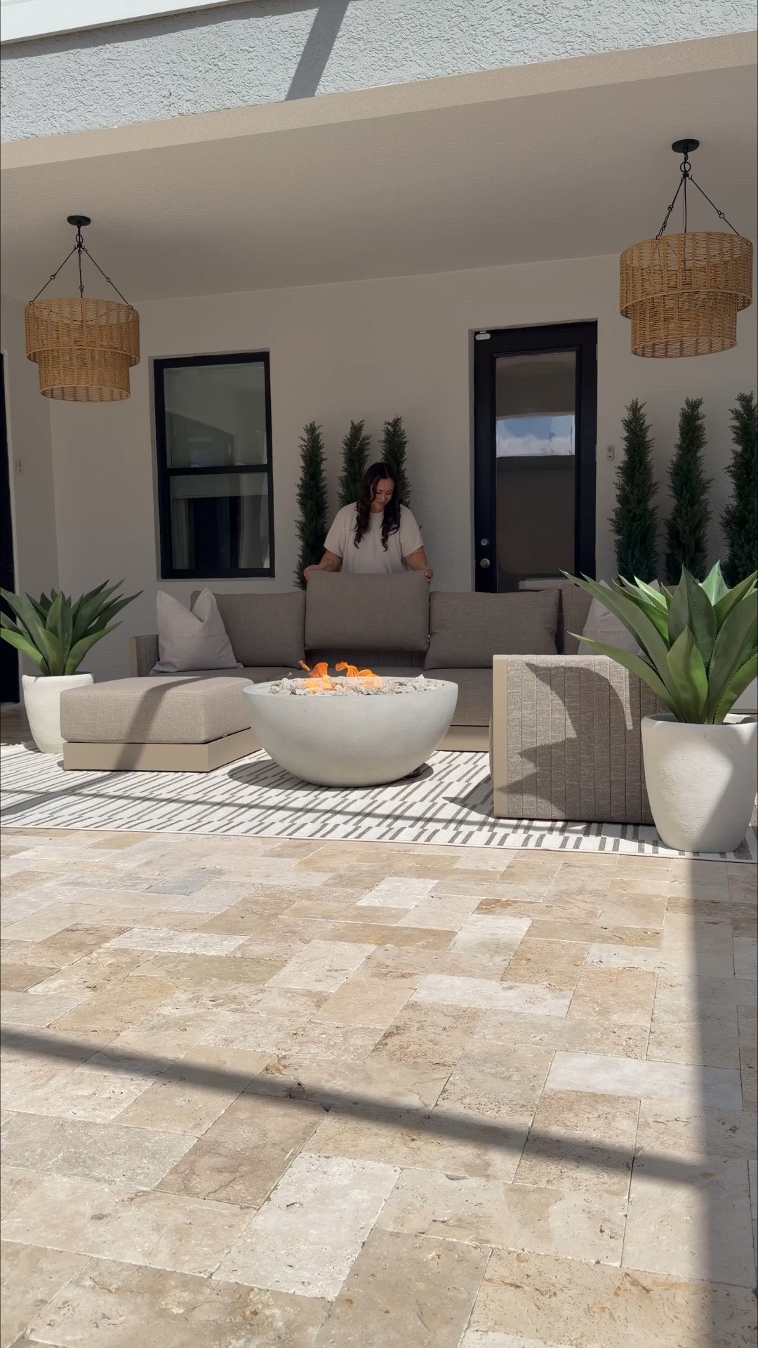 Outdoor refresh 🫶😍



Outdoor decor
Home & garden
Home decor
Patio refresh
DIY outdoor privacy
Pool deck
Plant pots

#LTKHome