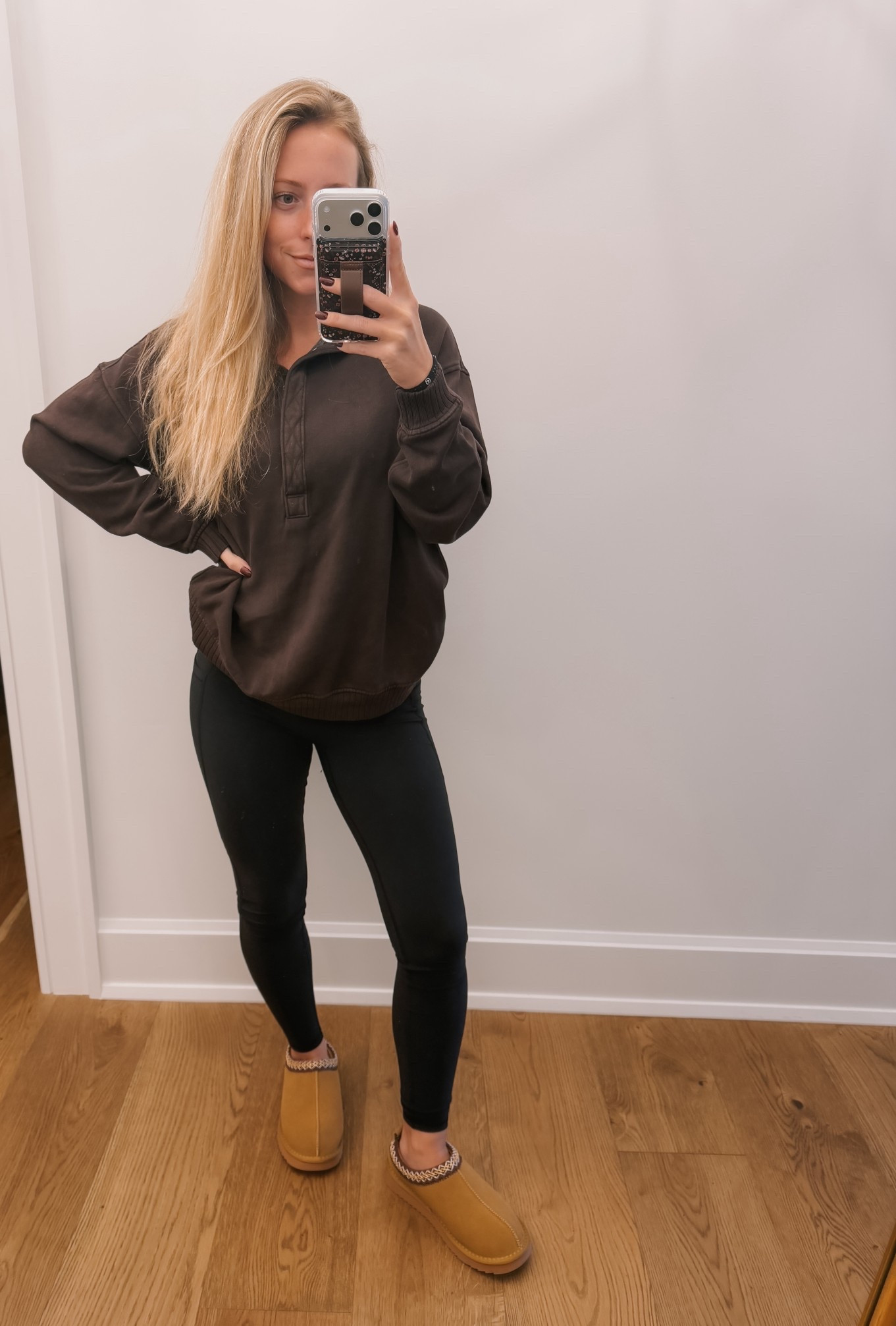 Comfy Friday fit 🤎

#LTKPetite #LTKSaleAlert #LTKmomlife