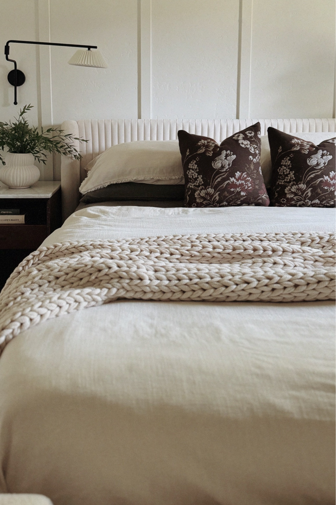 Just updated my bedding because casaluna and threshold bedding are both 30% off for Target Circle Week! Oh and my new studio McGee throw pillows are bogo 50% off! 

#ad #target #targetpartner #targetcircleweek

#LTKSummerSales #LTKSaleAlert #LTKHome