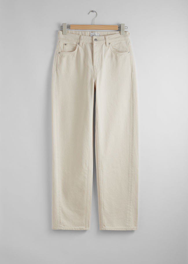 Lockere, schmal zulaufende Jeans | & Other Stories (DE + FR)