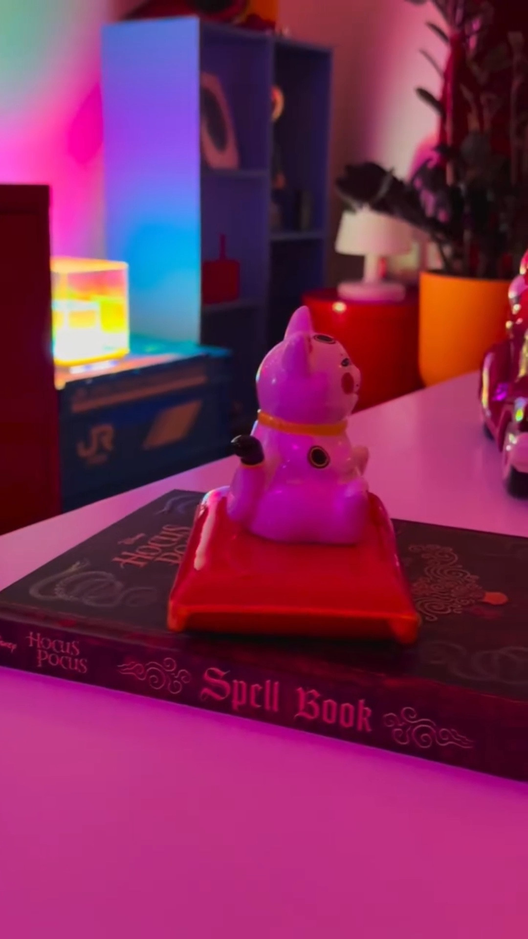 Witches’ brews & pumpkin hues 🧙‍♀️🎃✨

My apartment is ready for Halloween. 

#HalloweenVibes #CozyDecor #SpookySeason

#LTKHalloween #LTKSeasonal #LTKHome