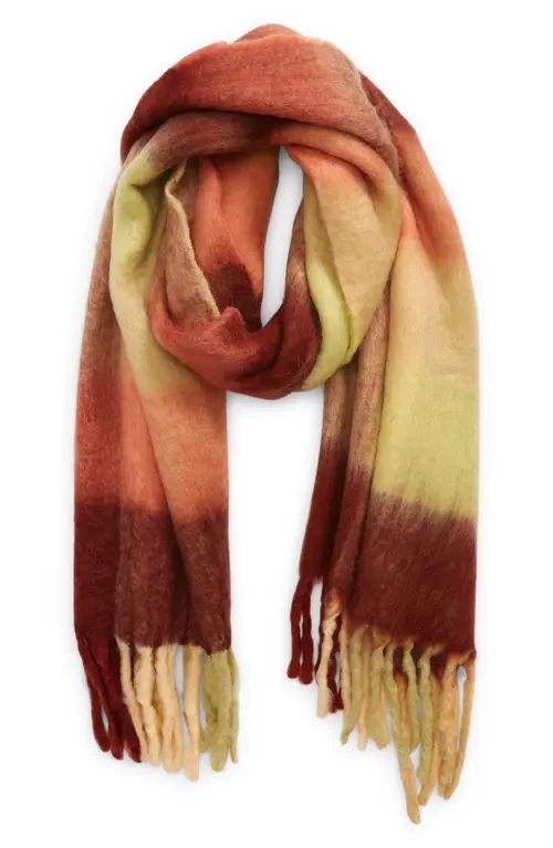 Madewell Brushed Plaid Scarf in Dark Cinnabar at Nordstrom | Nordstrom