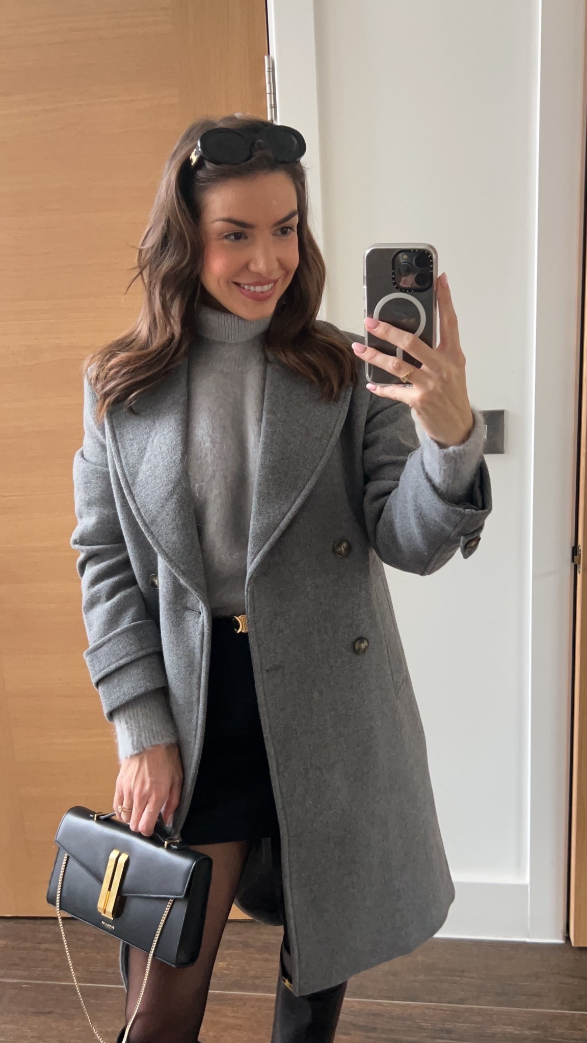 Gorgeous H&M grey coat 

#LTKuk #LTKeurope #LTKwinter