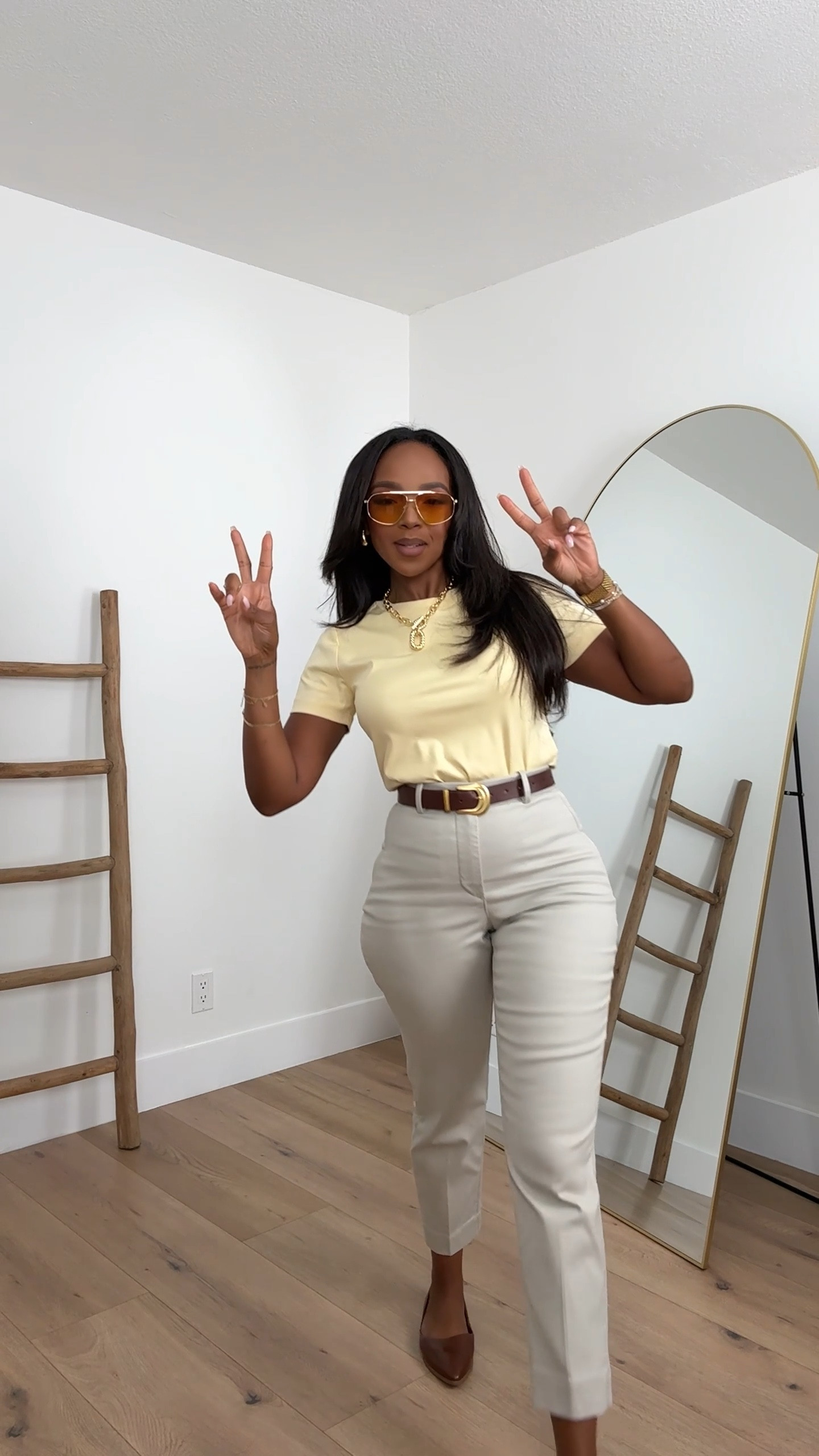 Work wear for Summer 

XS top
XS pants
Size small I’m 5’4 | 140lbs | 36D -27 -40  IG & YT: kirasfashionfinds TT: kiraabboud 

#Outfitinspiration #fashionstyle #outfitideas #spring #springfashion #simpleoutfit #summer #momoutfit #casualoutfit #streetwear 

#LTKWorkwear #LTKPetite #LTKSummerEdit