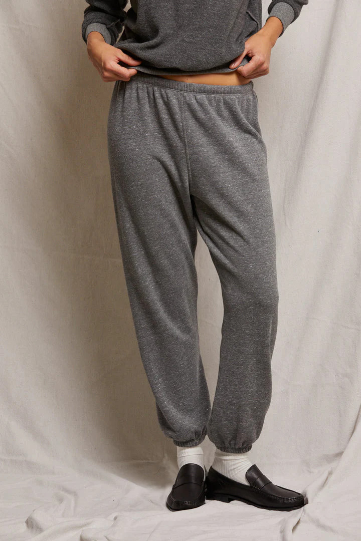 PerfectWhiteTee - Stevie Fleece Easy Sweatpants - Dark Heather Grey | Jones & Daughters