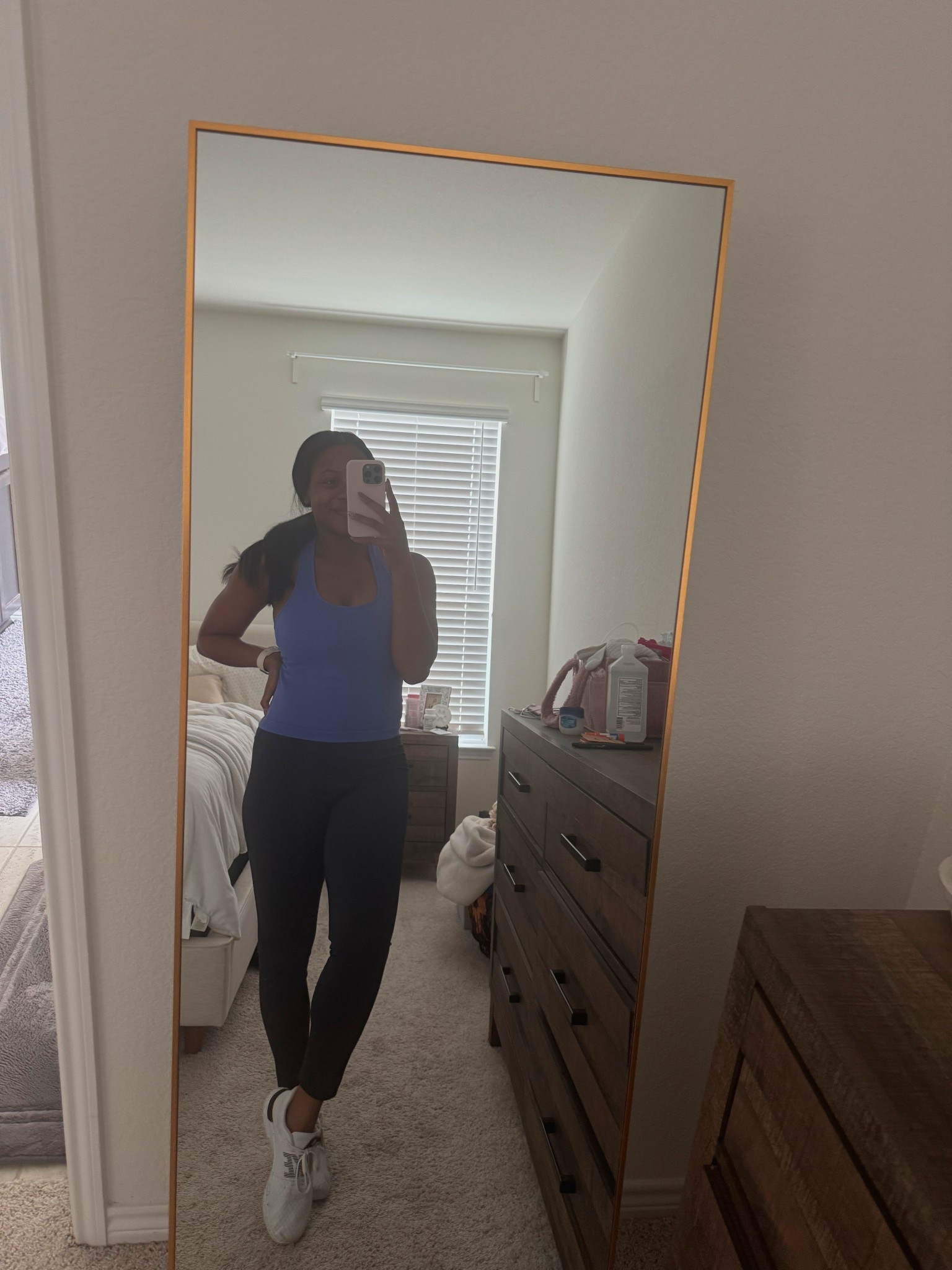 Workout fit for leg day 🏋🏾‍♀️👟

Fitness | athleisure | mom

#LTKStyleTip #LTKActive #LTKPetite