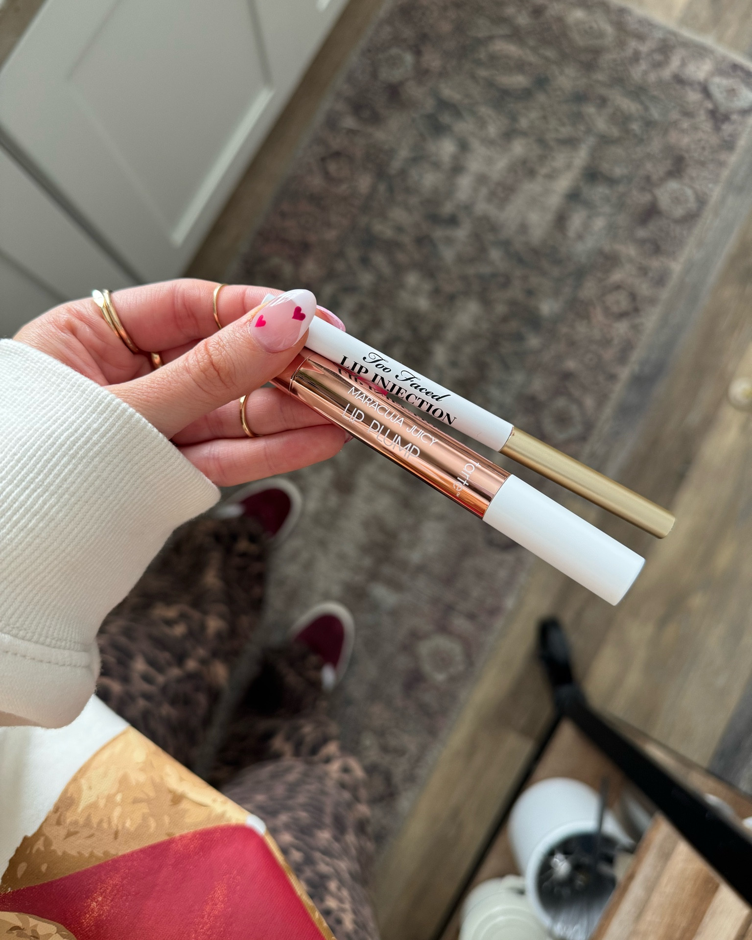 Todays lip combo🩷 love love these together! 

Liner: puffy nude
Gloss: buffed rose

Too faced, tarte, lip plumping gloss, favorite nude lipgloss, beauty faves 

#LTKBeauty #LTKFindsUnder50