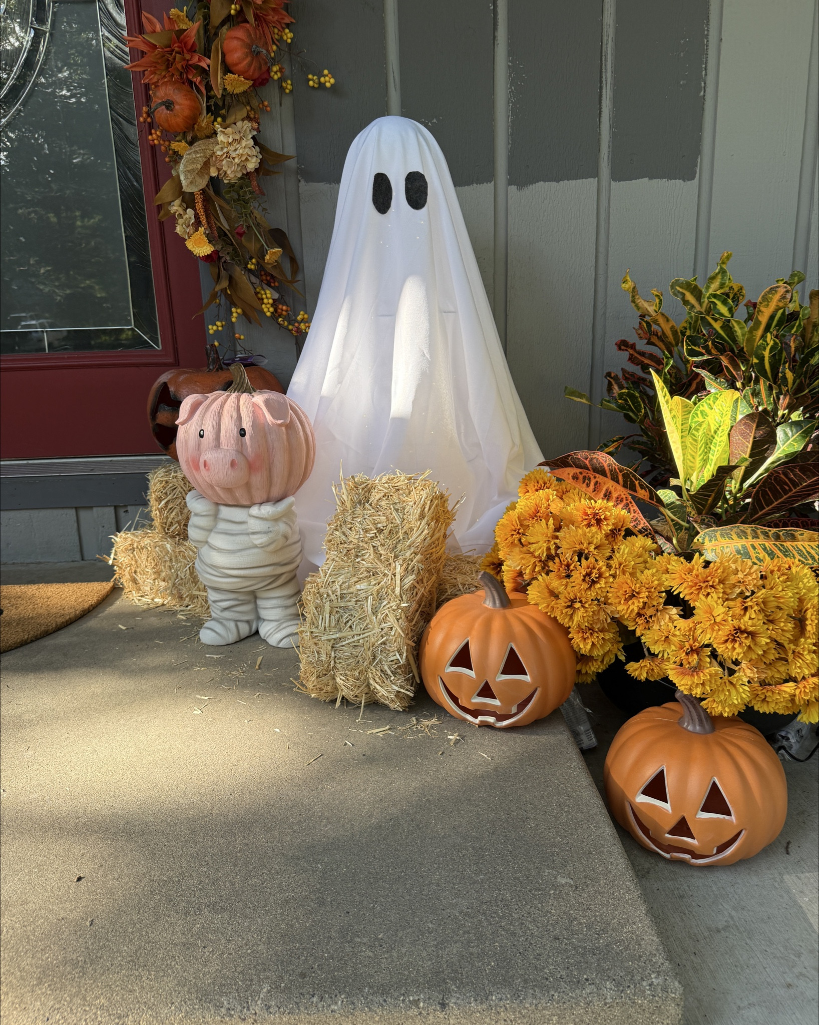 Are you ready for Halloween?? 

This year supplies are limited and I made sure to grab them early! I just love these interchangeable animals and think my niece will too! 



#LTKSeasonal #LTKFindsUnder50 #LTKHome