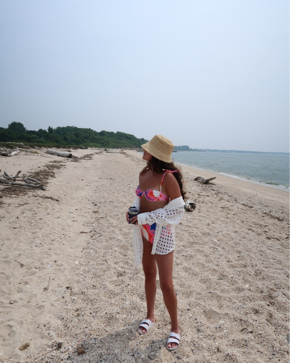 Small too small bottom


#LTKswim #LTKstyletip #LTKxAnthro