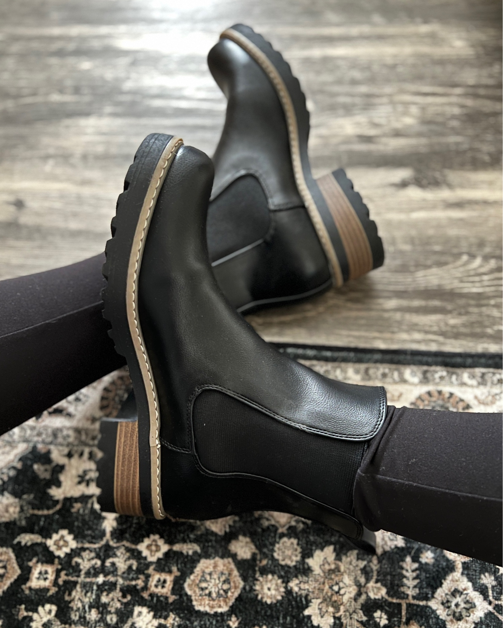 The absolute best fall boots from Target… they go with everything and are so comfy! 🍂🤎

black chunky slip on boots booties fall autumn seasonal fashion

#LTKfindsunder50 #LTKstyletip #LTKSeasonal