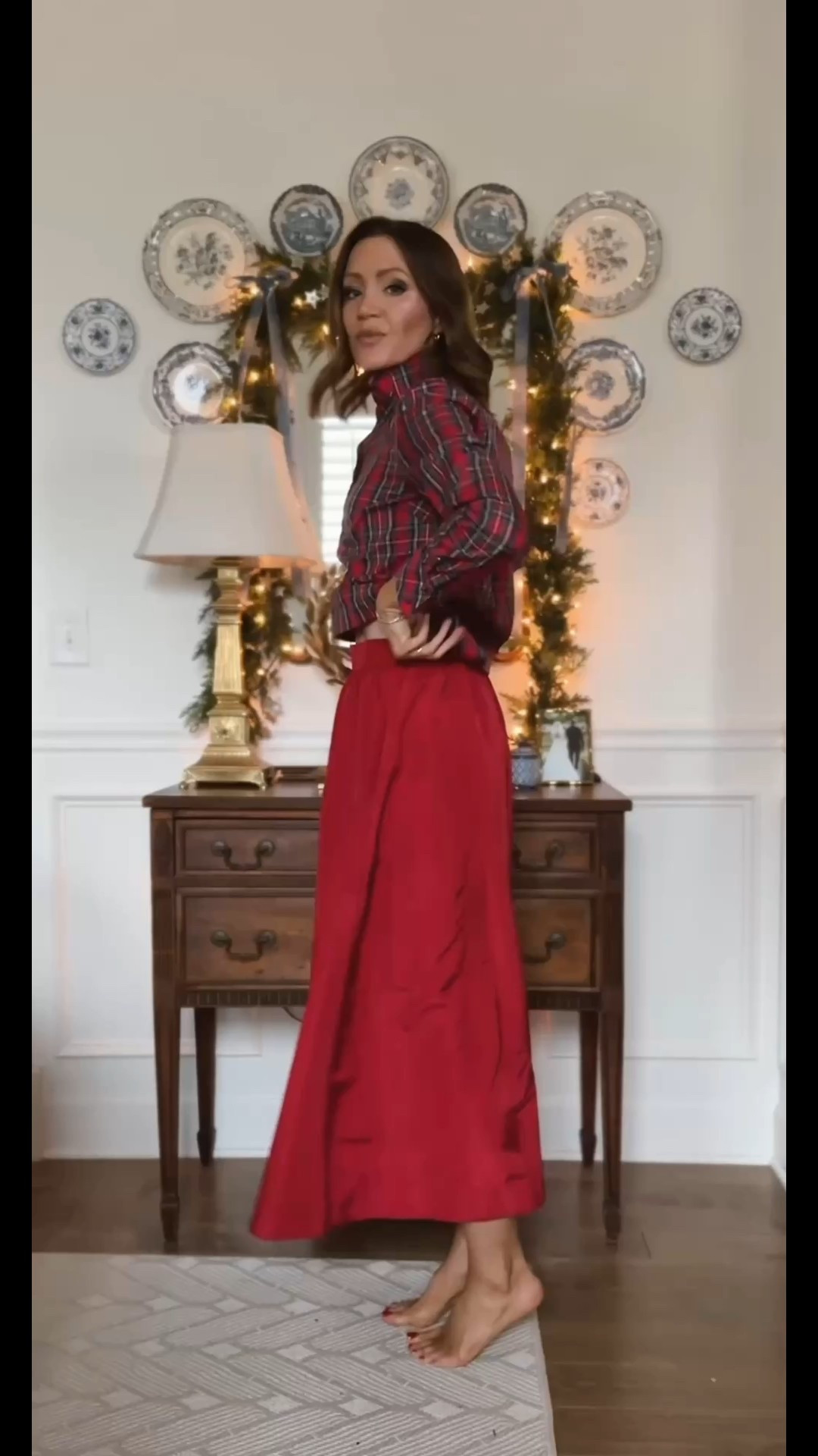 S in skirt
Xs in plaid top
2 in blazer 
Xs in green sweater 
Xs in red sweater 
Xs in silver sweater 
S in navy blazer 