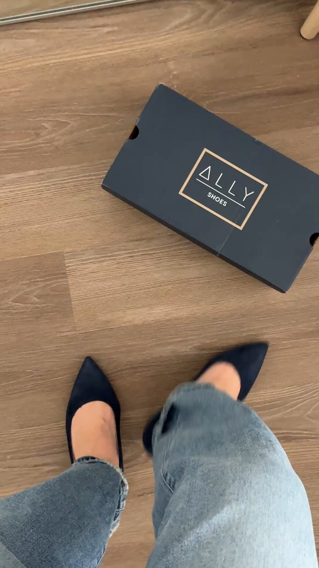 Comfortable wide pumps in blue suede 

#LTKShoeCrush