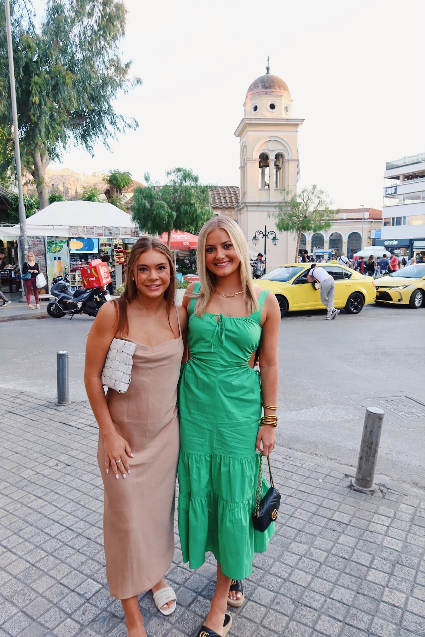 My favorite dress ever.
So cute and flattering! Everyone needs this dress in their wardrobe💚

#LTKtravel