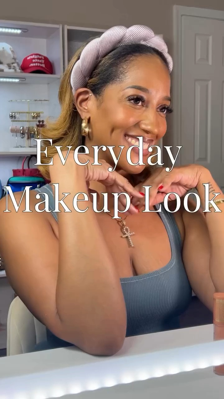 This is the perfect everyday 10 minute look!

#beautyinfluencer 
#makeuptutorial 
#getreadywithme 
#blackgirlmakeup 
#makeupforbeginners 
#explorepage✨ 
#fyp