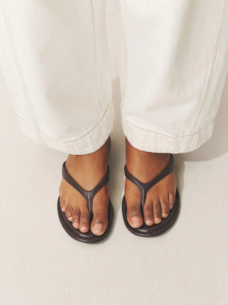 Buy Chocolate Brown Standard/Wide Fit Forever Comfort\u00ae Round Toe Leather Thong from Next Ire... | Next EU