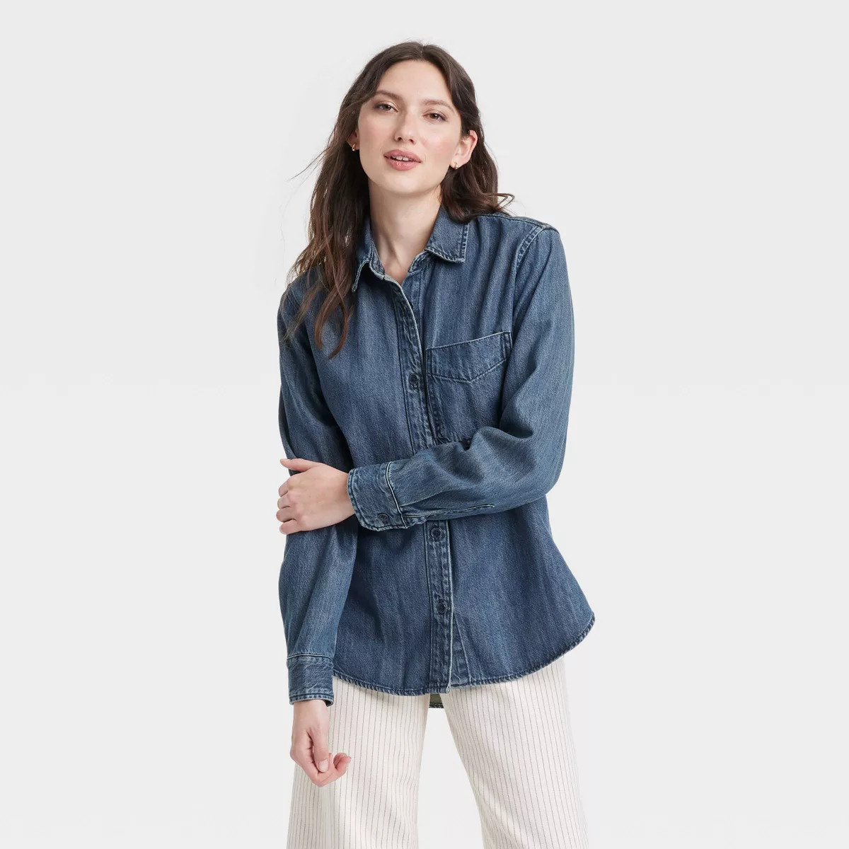Women's Relaxed Fit Denim Button-Down Shirt - Universal Thread™ Dark Wash S | Target