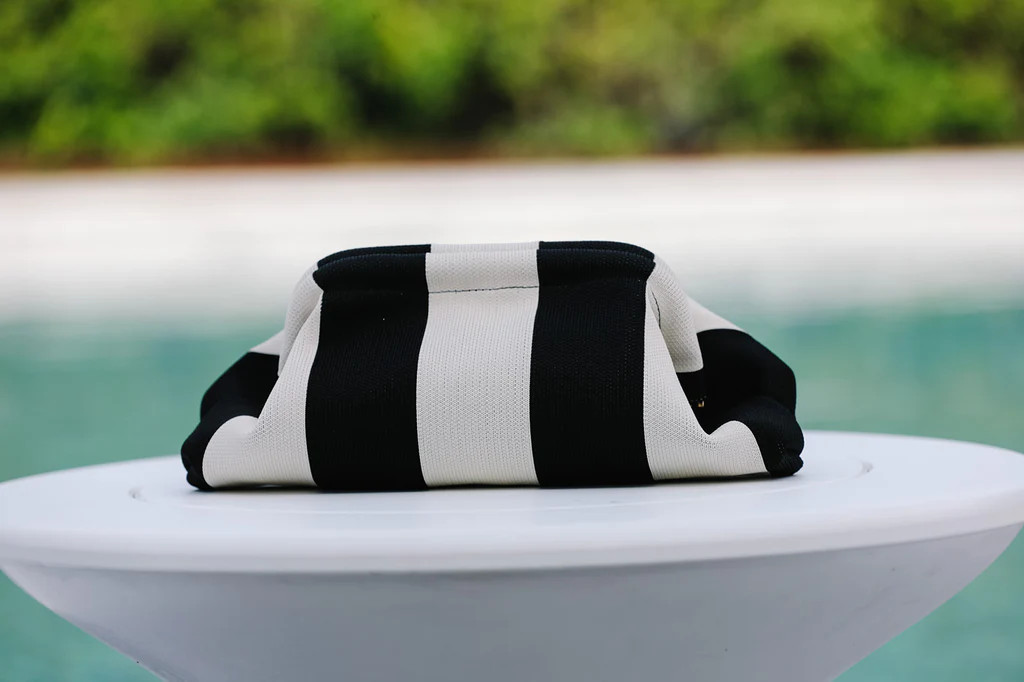 The Dolly - Black & White | Heidi Houston