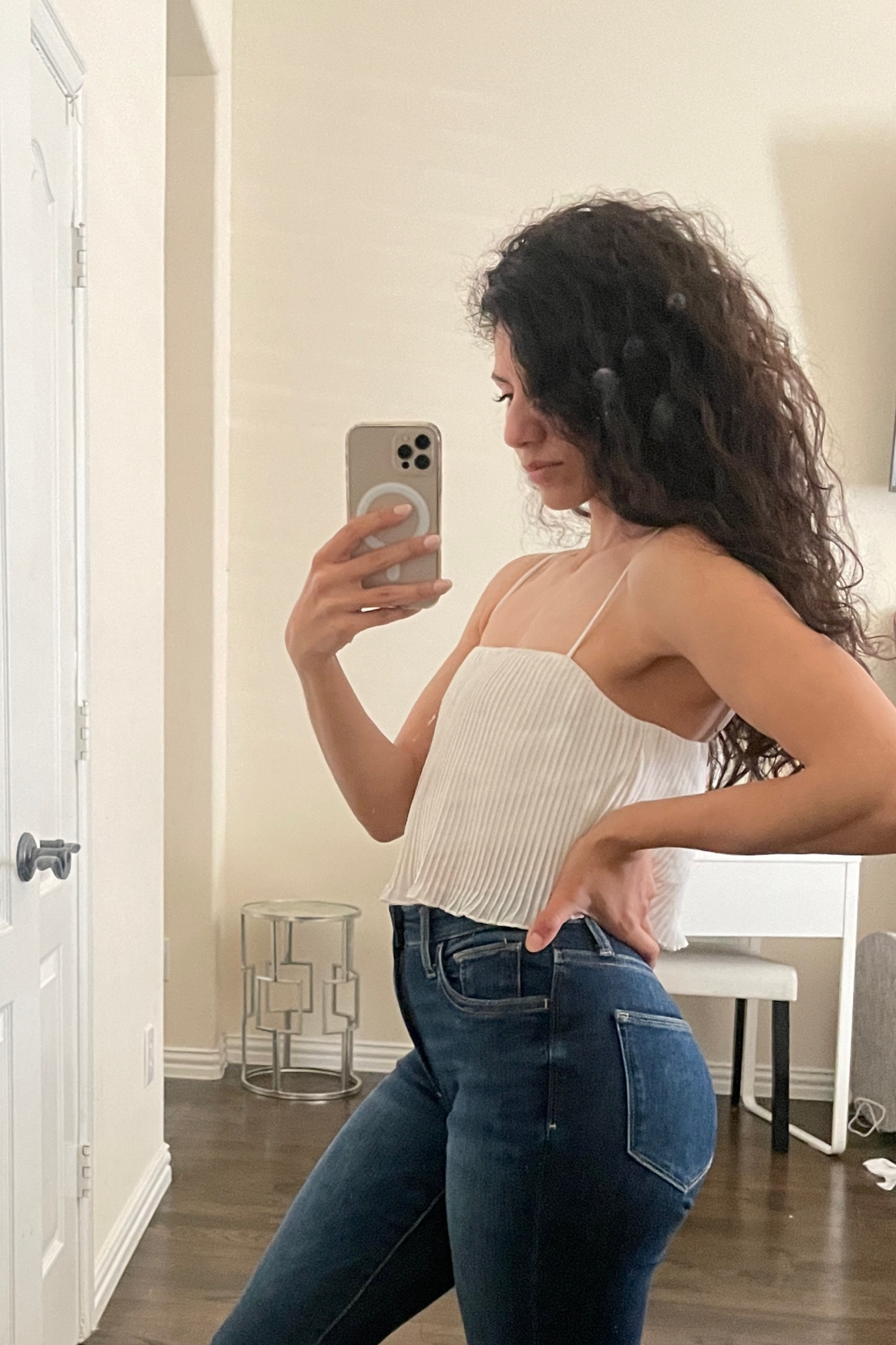 This crop top tank is the perfect length😍 
It’s not too short! 
Love it, love it, love it!🤍
Wearing a size 2

#Princesspolly #tryonhaul #summeroutfit 

#LTKFestival #LTKFind #LTKSeasonal