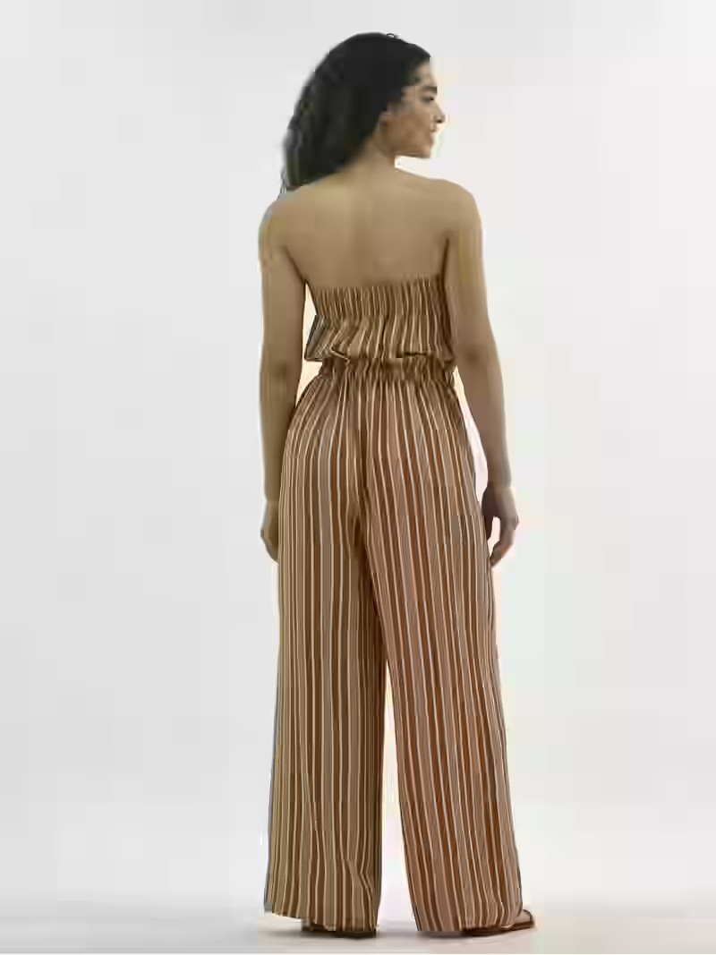 No Boundaries Crinkle Strapless Jumpsuit, Women's | Walmart (US)