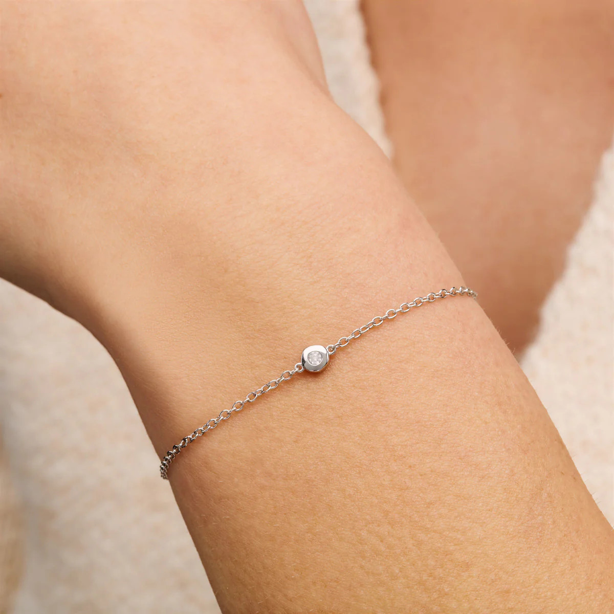 Fine Molten Birthstone Bracelet (Silver) | Abbott Lyon