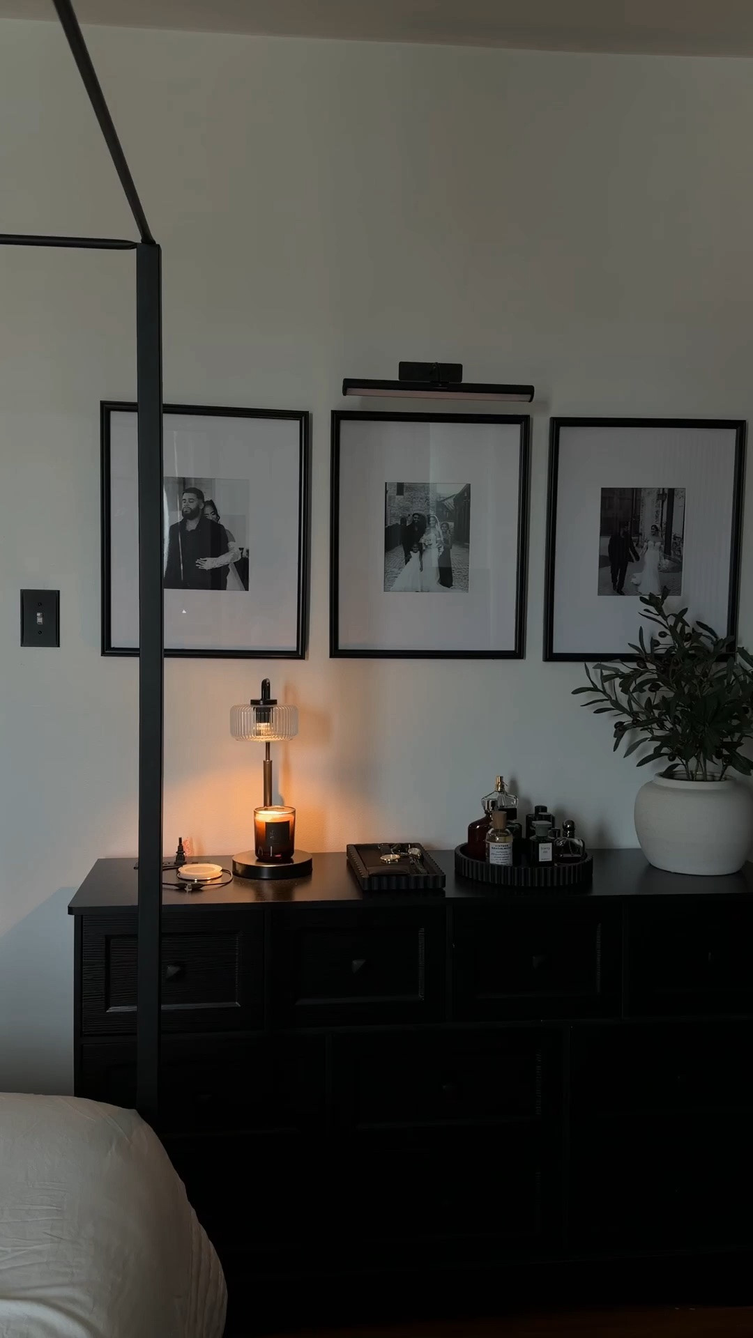 Bedroom decor

#LTKHome #LTKSaleAlert