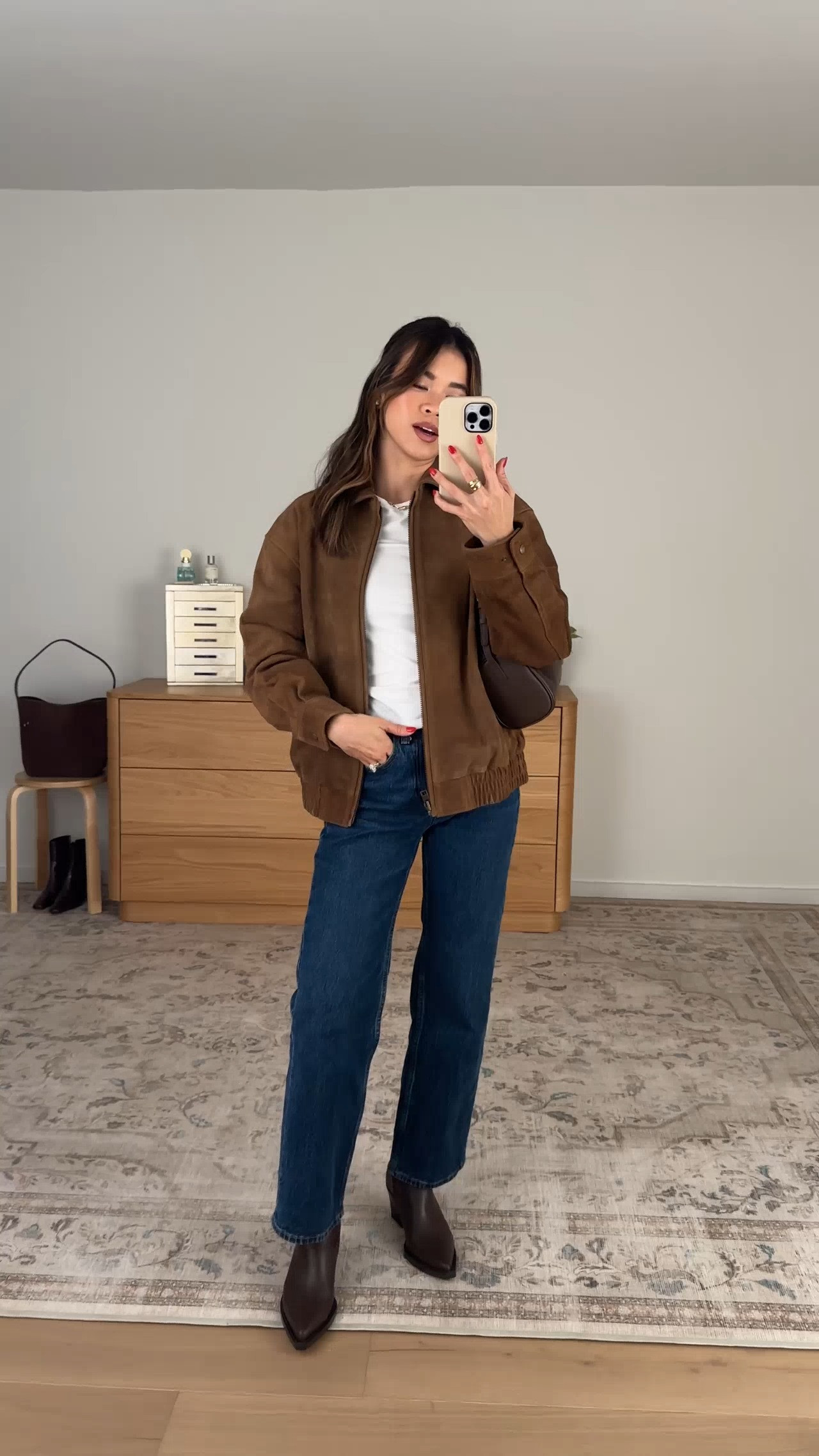 Are you looking for a fall jacket? This one from @Aritzia is so cute.

Sizing info:
-Abercrombie High Rise 90s Relaxed Jeans (Size 23 Extra short in Dark Wash)
-Aritzia HomeStretch Rib Tune T-Shirt (Size XS in white)
-Aritzia Jones Bomber - Suede (Size XS in Valley)

Aritzia Fall New Arrivals, Aritzia Sweaters, Aritzia best sellers, best pieces from Aritzia for petite, what pants from Aritzia will fit if youre petite, Petite style guide, how to dress if you’re petite, Petite style, petite fashion, mom outfit, mom style, petite pants, petite outfit ideas, petite outfits, best pants for petite, petite denim, Fall style, Fall outfits, vacation outfits, denim for petite, suede jacket, fall jacket

#LTKootd #LTKSeasonal #LTKPetite